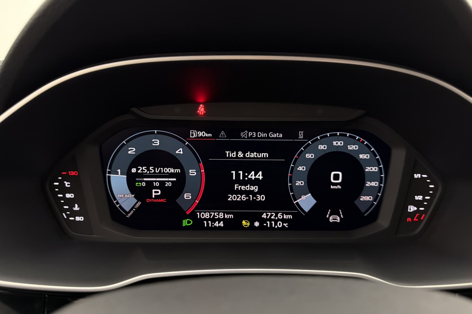 Audi Q3 2.0 TDI Q Advc Cockpit Värmare Kamera SONOS MOMS