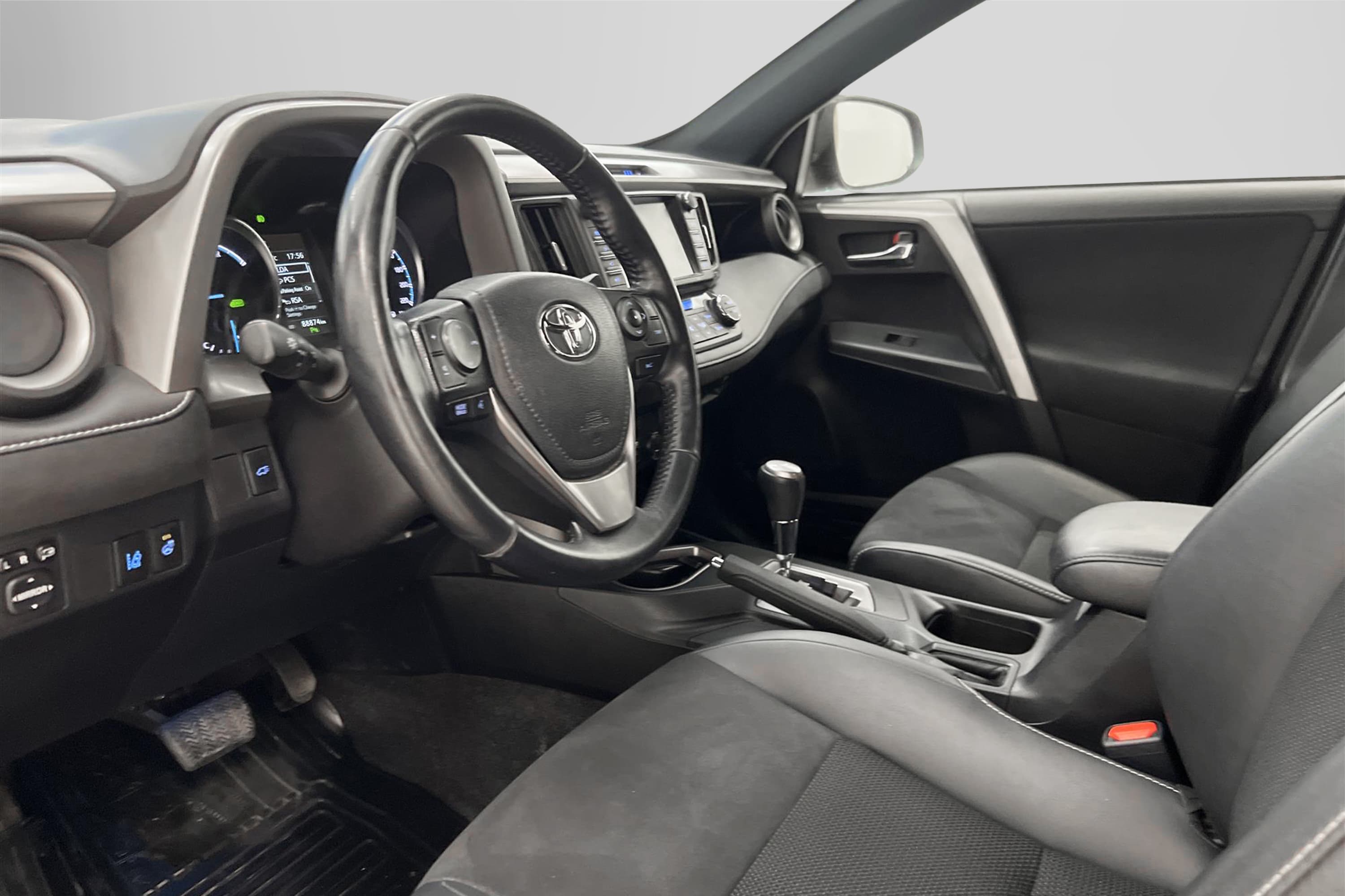 Toyota RAV4 2.5 HSD AWD 197hk 1 Brukare Navi B-Kam Keyless