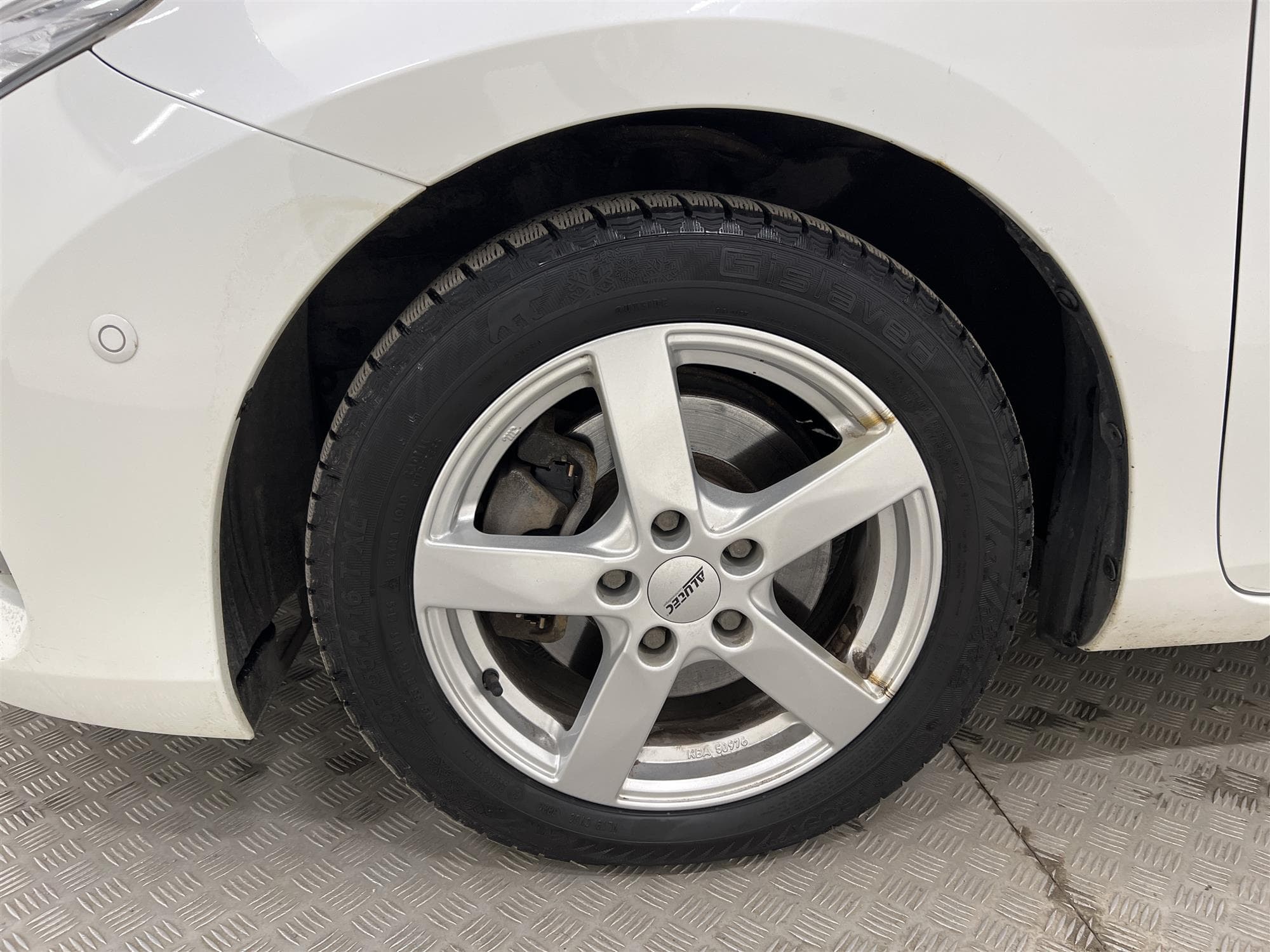 Toyota  Auris Hybrid e-CVT 136hk  M-Värm Pano Navi B-Kamera