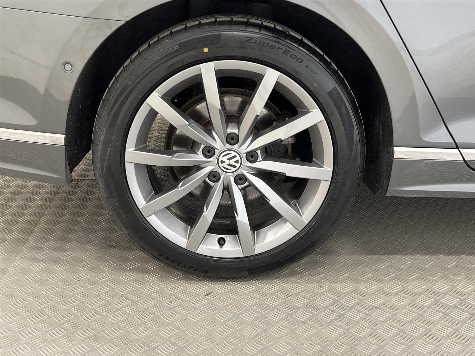 Volkswagen Passat 2.0 TDI 4M 190hk R Line B-Kamera  D-Värm