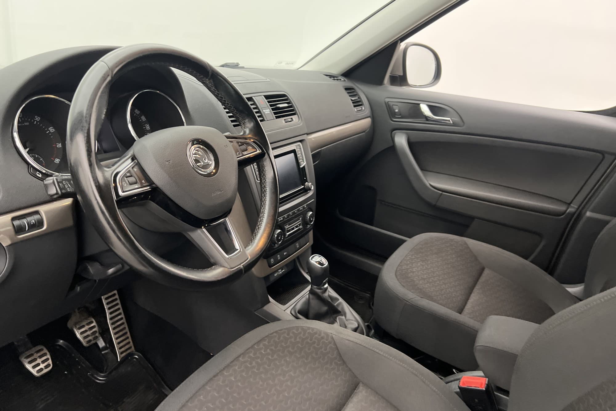 Skoda Yeti 1.4 TSI 122hk Drivers Edition Drag Kamera Navi