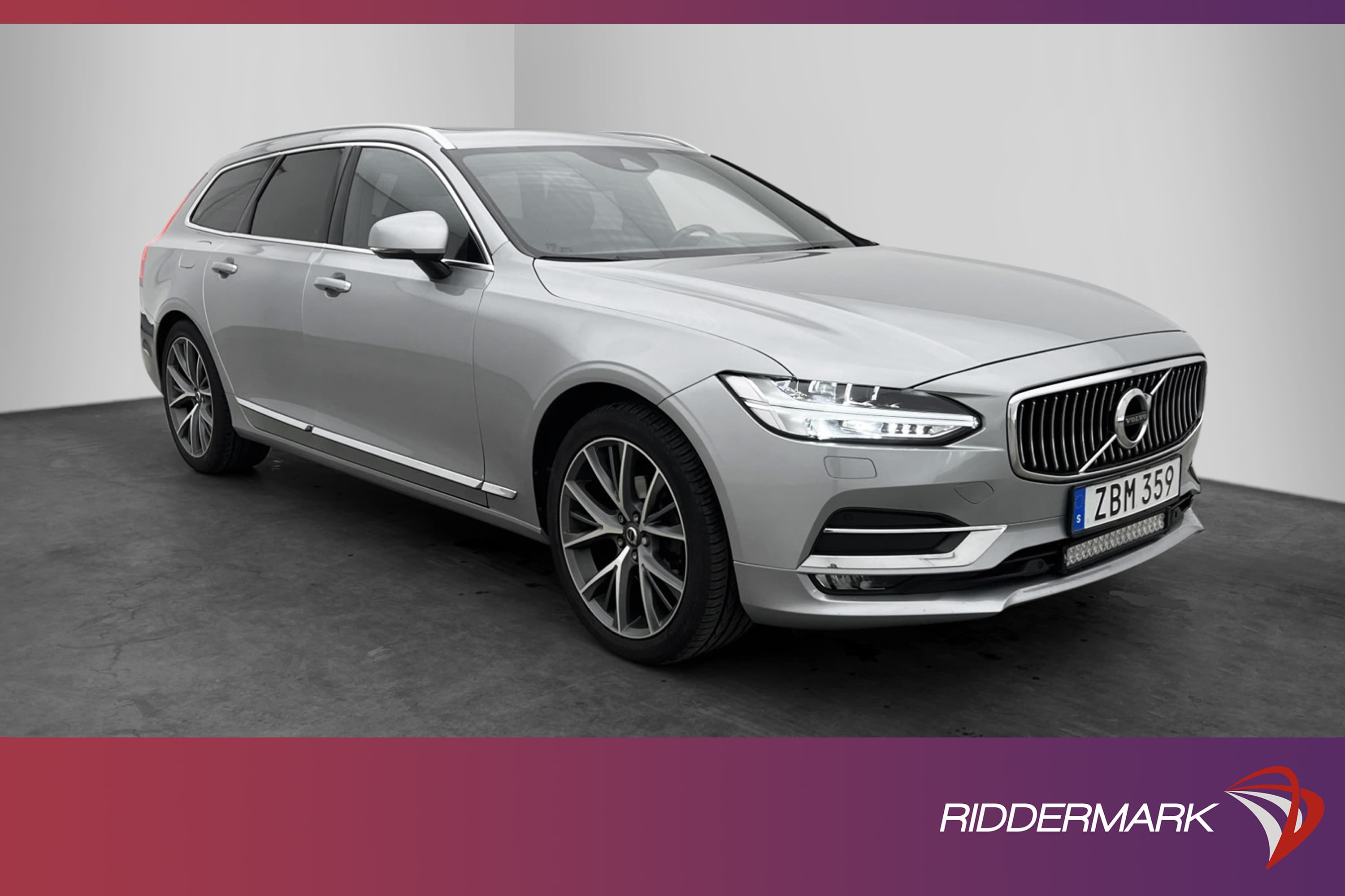 Volvo V90 D4 AWD Inscription VOC Värm Pano Kamera Drag Navi