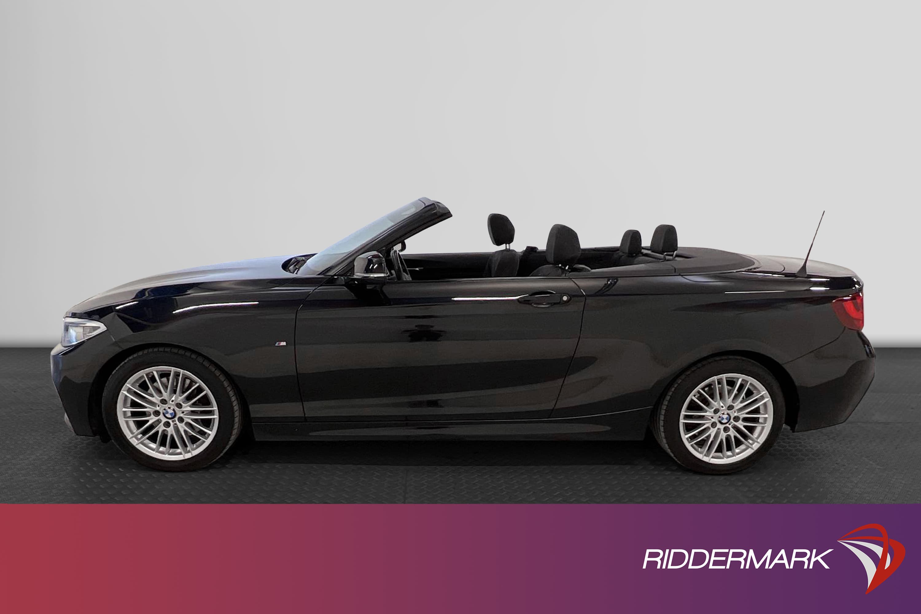 BMW 220 i Convertible 184hk M Sport Navi Hifi P-Sensorer