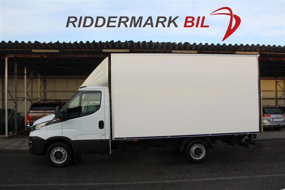 Iveco Daily 35 2.3 (155hk) Volymskåp D-värm Moms