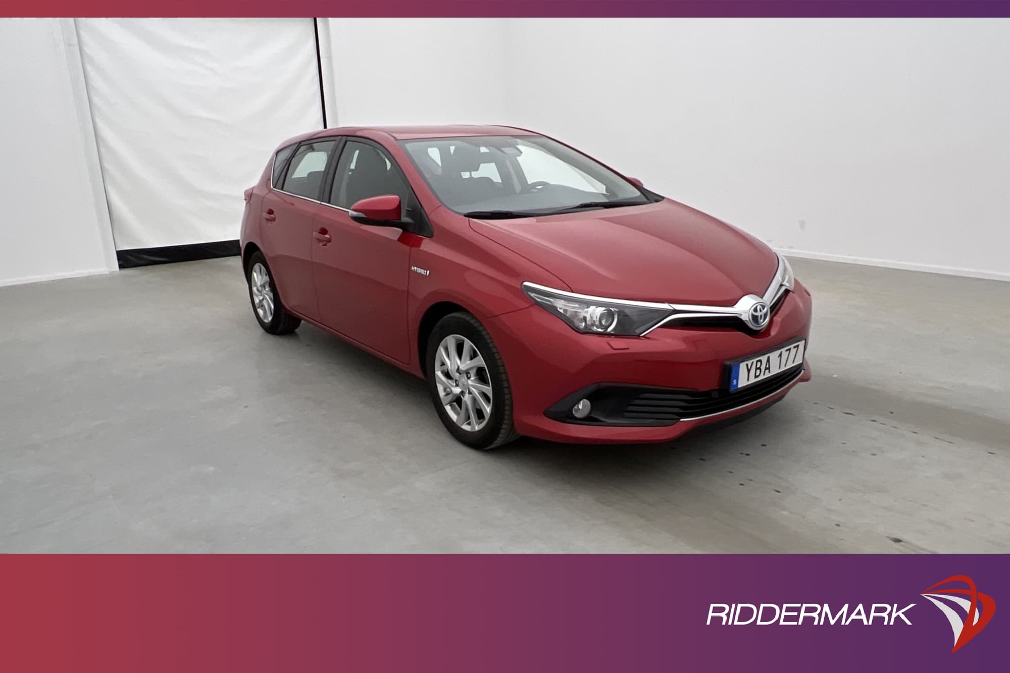 Toyota Auris Hybrid 136hk