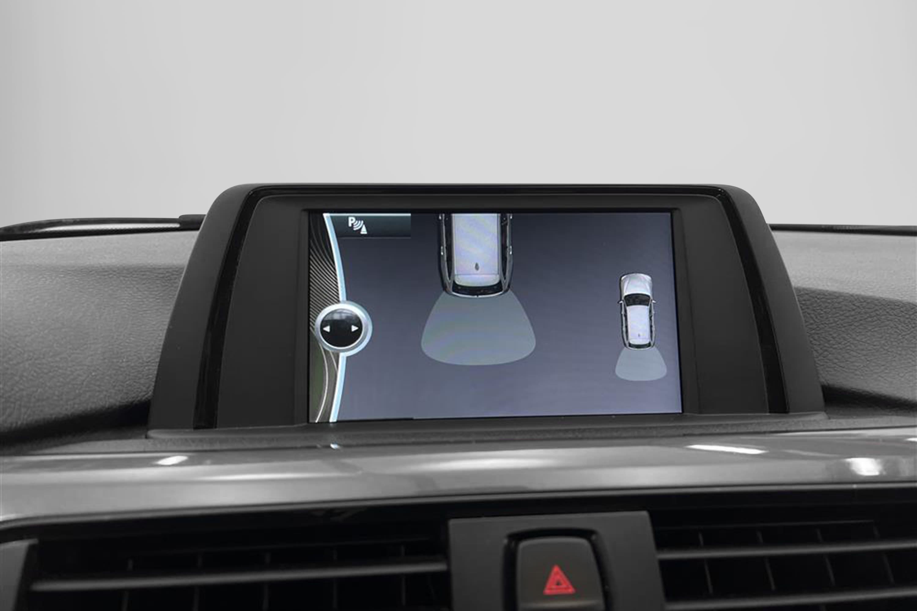 BMW 320 d xDrive Modern Line Motorvärmare Drag Keyless Skinninteriör