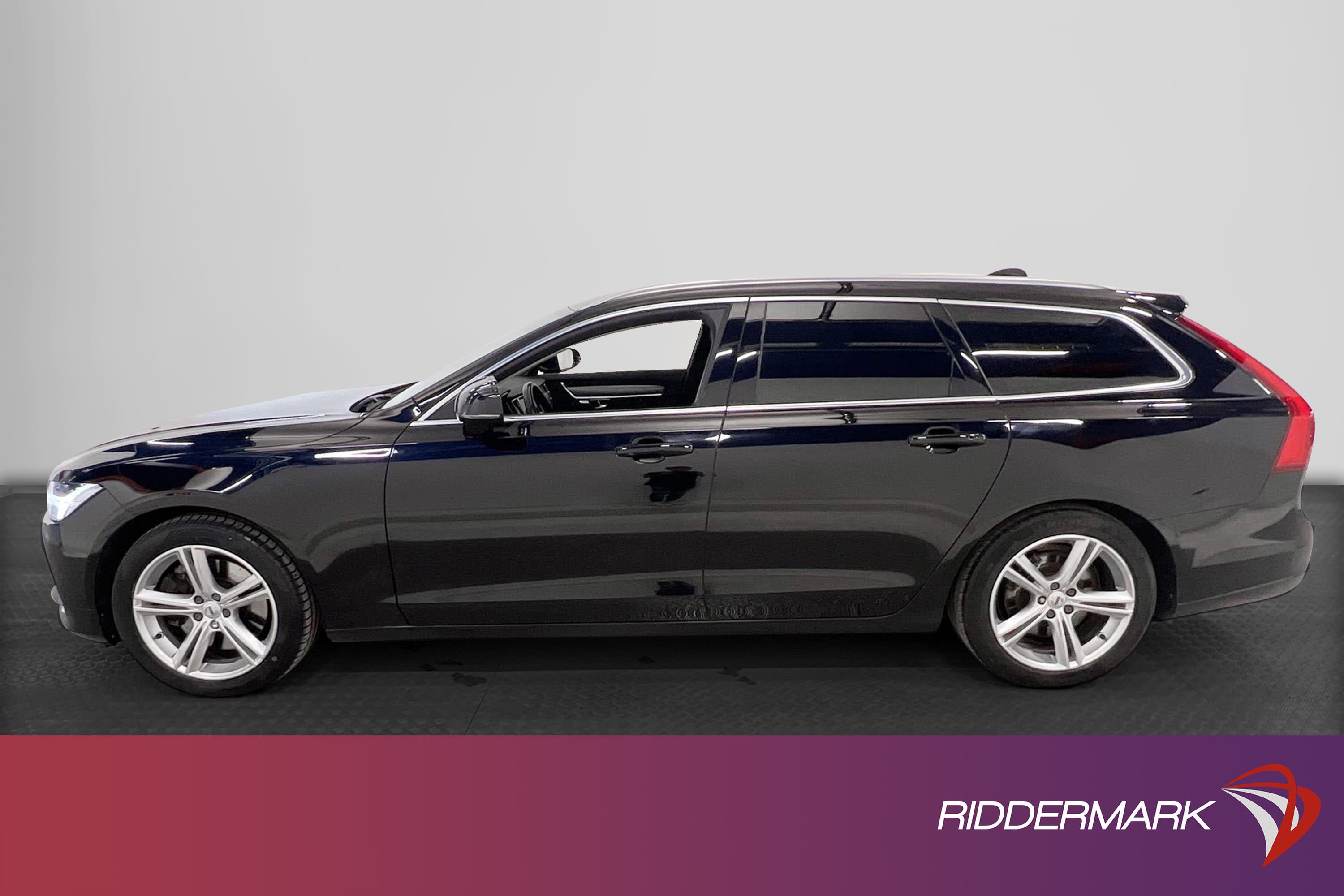 Volvo V90 T4 190 hk