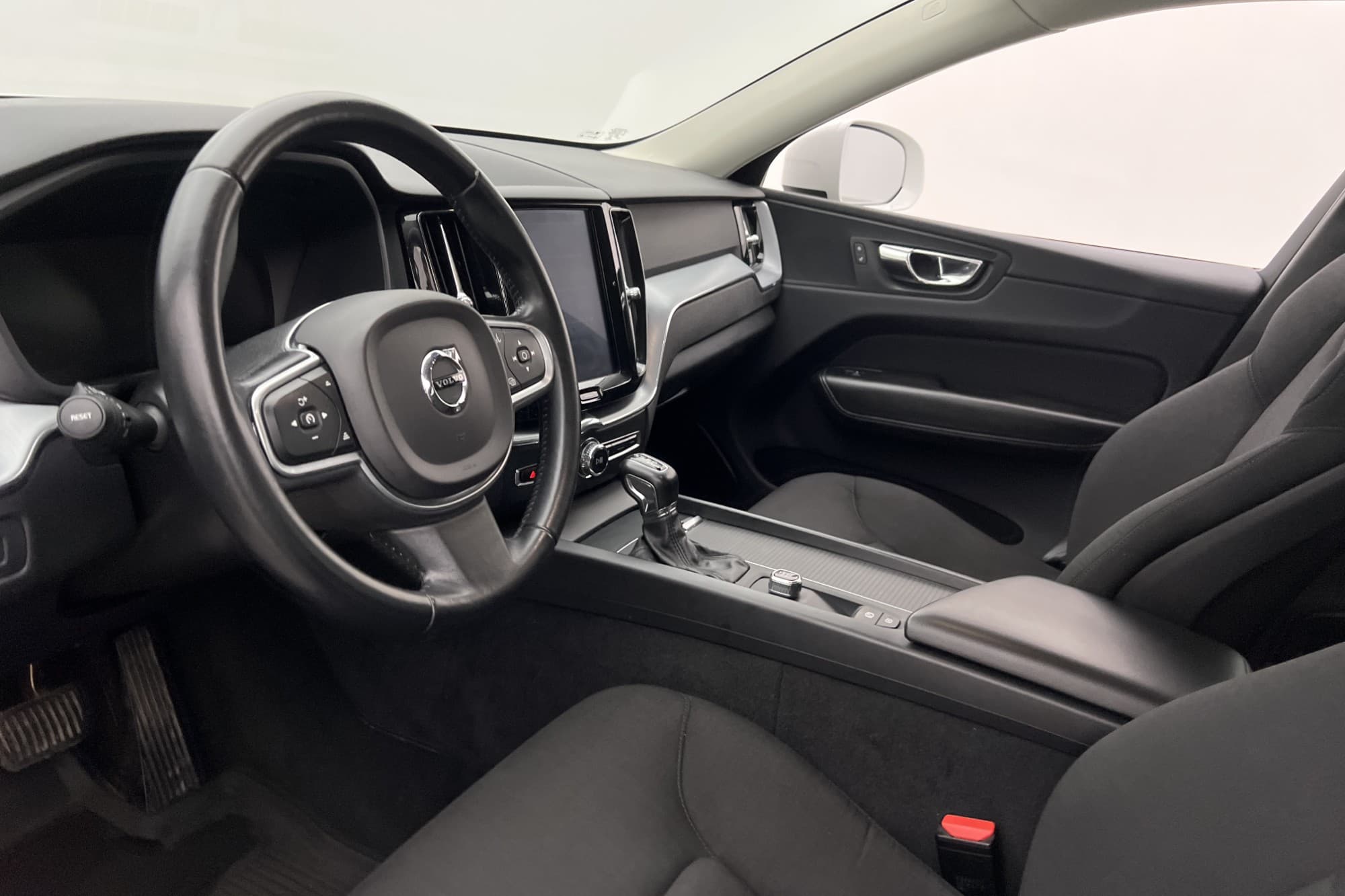 Volvo XC60 D4 AWD 190hk Momentum M-Värmare Sensorer