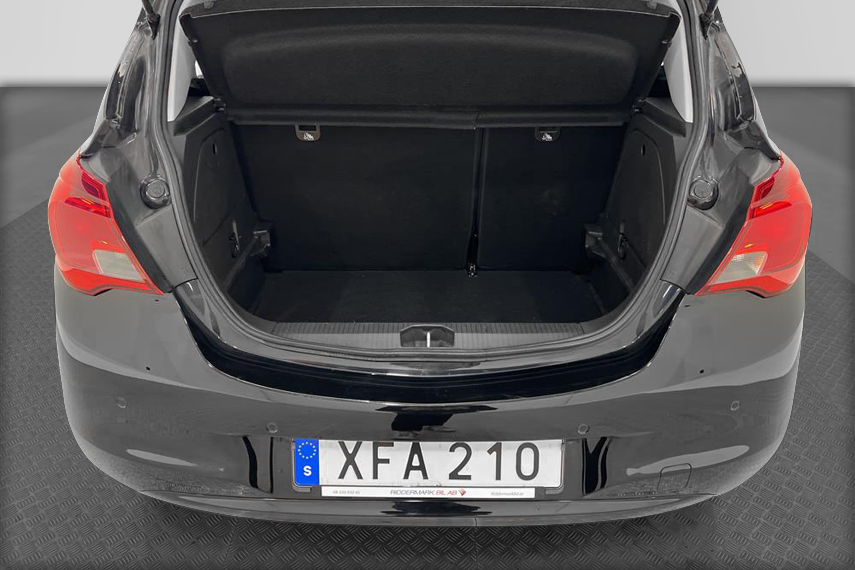 Opel Corsa 1.4 90hk Välservad Sensorer Rattvärme 0,51l/mil