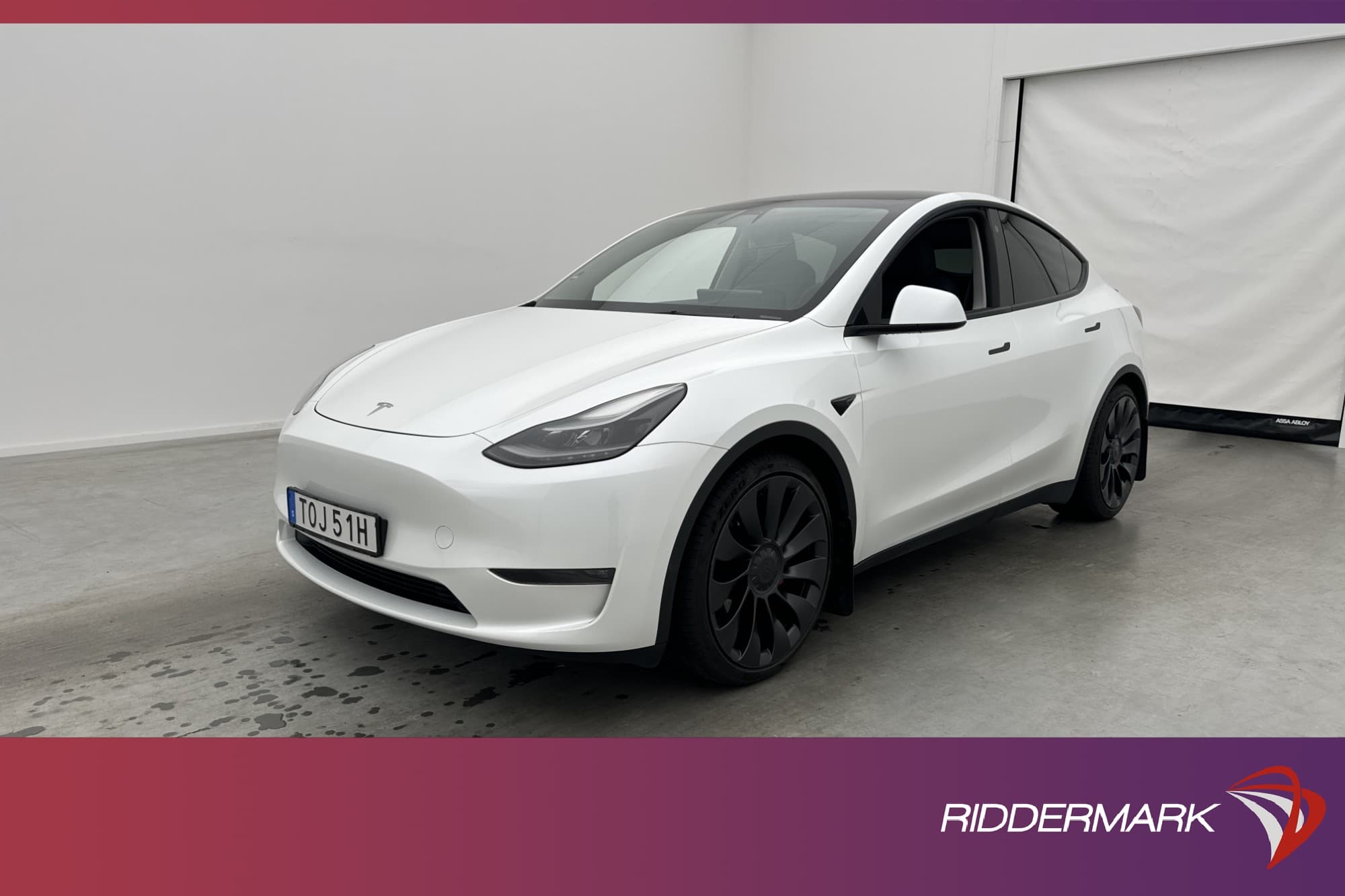 Tesla Model Y Performance AWD