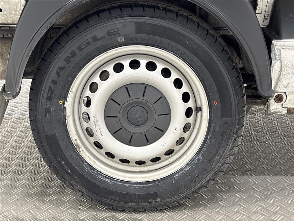 Volkswagen Transporter 2.0TDI Automat 4Motion Värmare Moms 