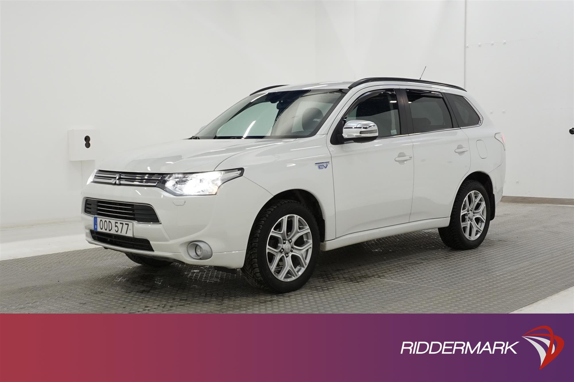 Mitsubishi Outlander P-HEV 203 hk AWD