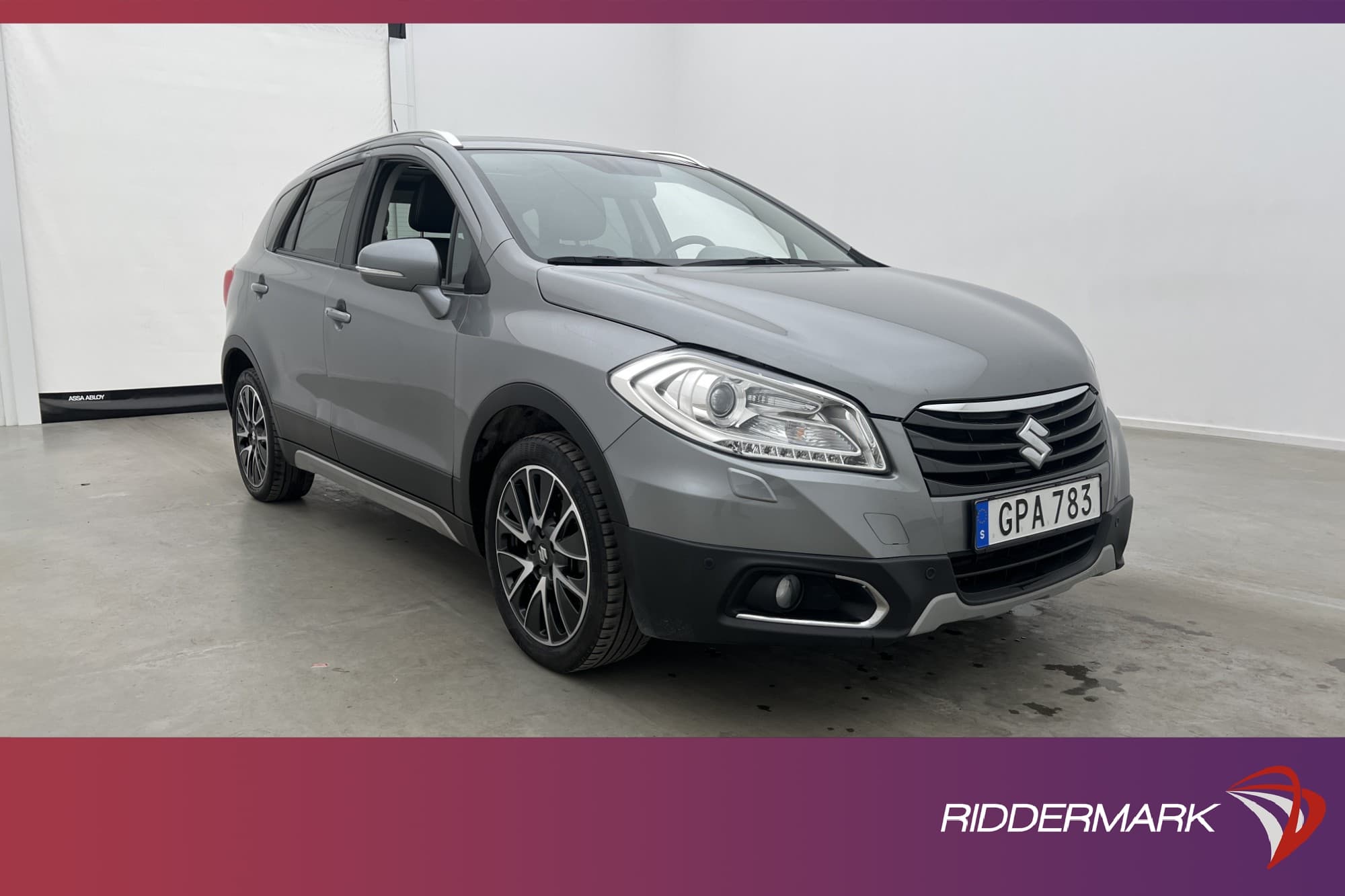 Suzuki S-Cross SX4 1.6 AWD 120hk Pano Skinn Kamera Navi Drag