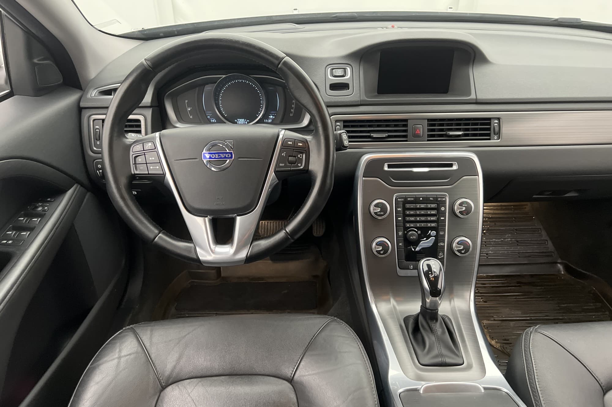 Volvo XC70 D4 AWD Summum Classic VOC Värmare Skinn Drag