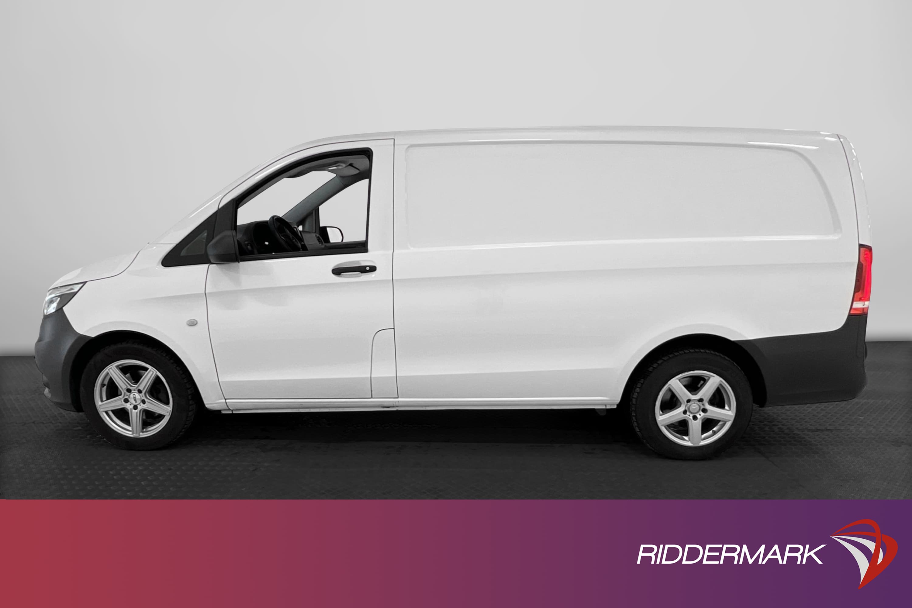 Mercedes-Benz Vito L2 116 Automat Värmare Dragkrok 1-Ägare