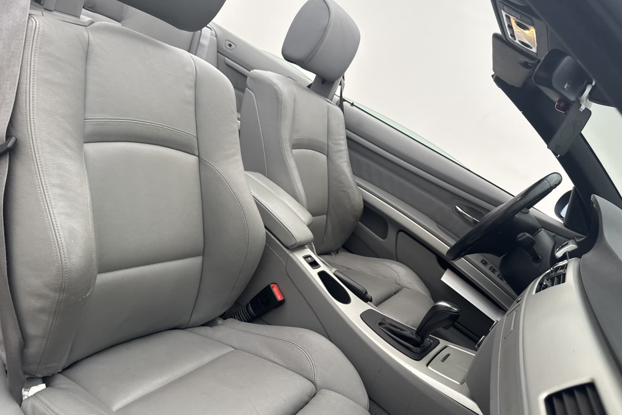 BMW 330 d Convertible 231hk Skinn Sensorer Elstolar Tre-bruk