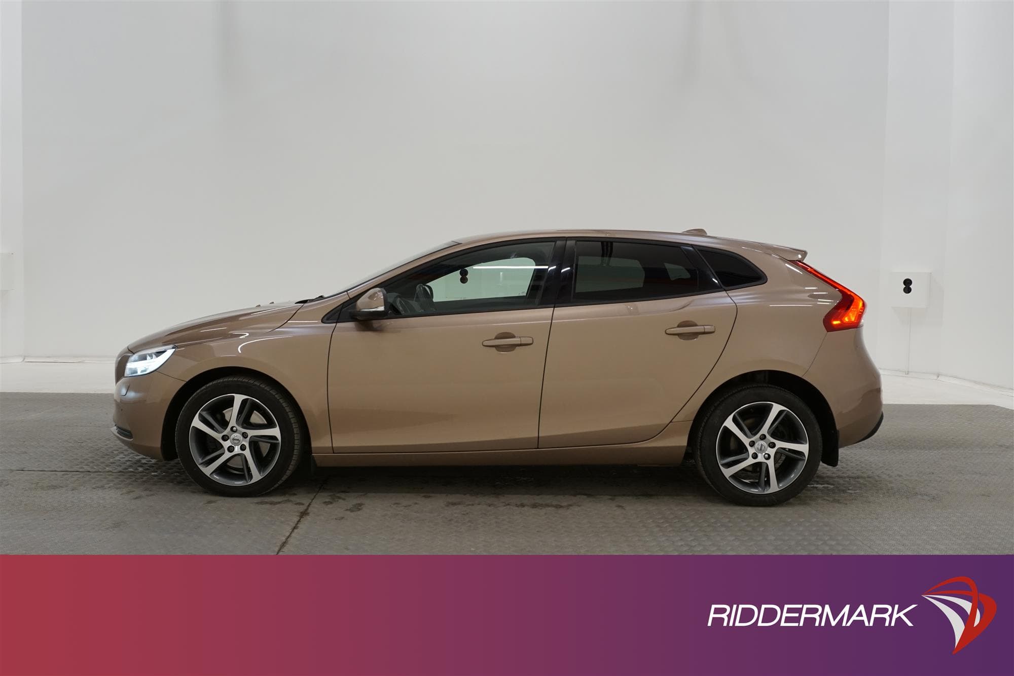 Volvo V40 T2 Geartronic 122hk