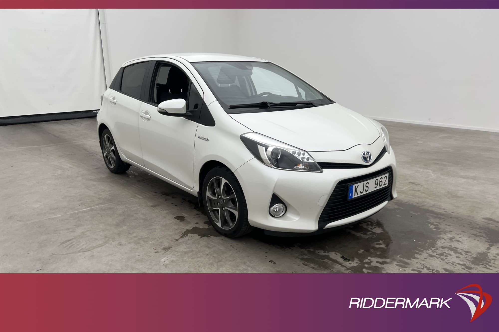 Toyota Yaris Hybrid e-CVT 101hk