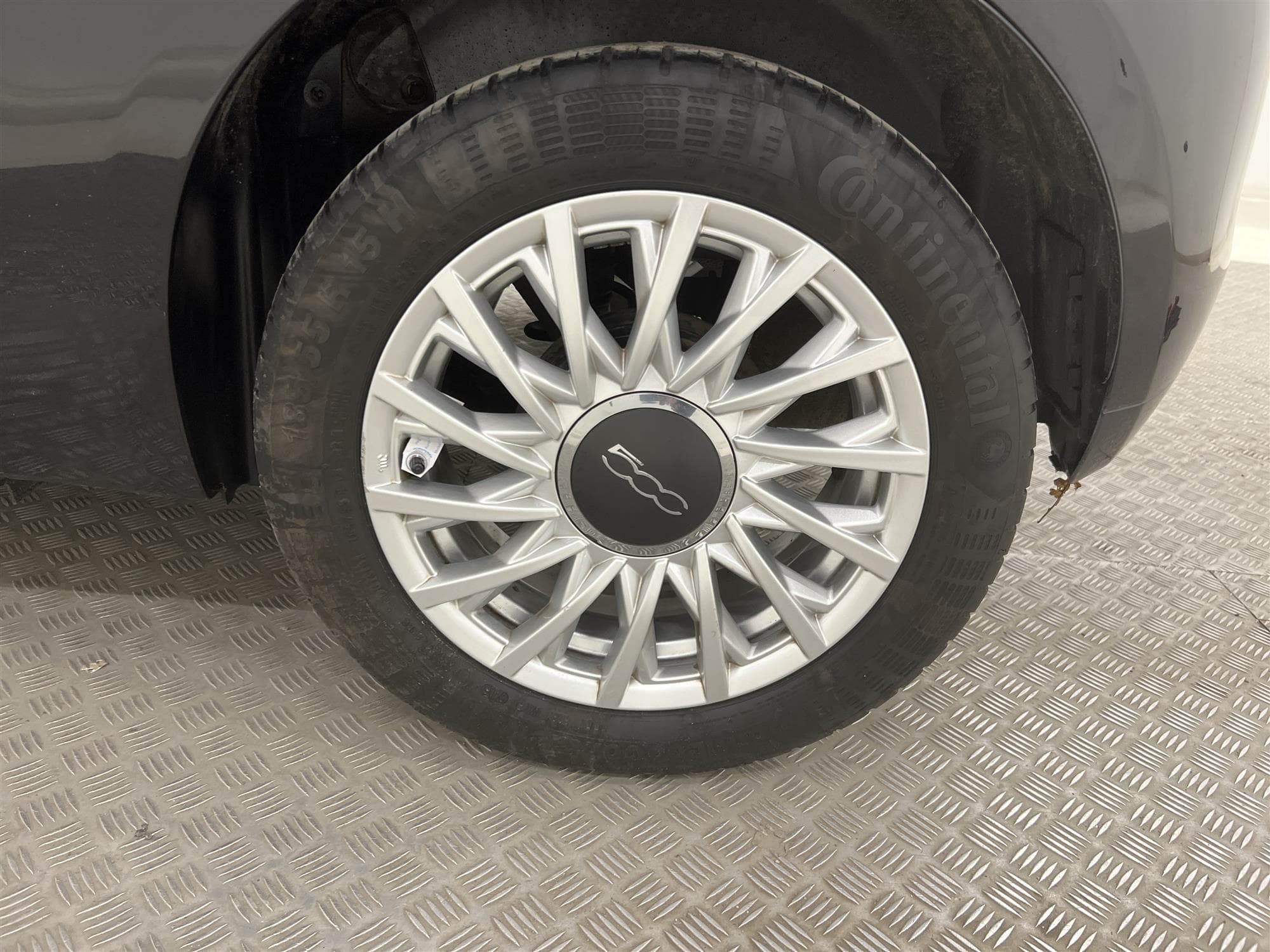 Fiat 500 1.2 69hk Lounge Taklucka Låg Skatt 0,49L/mil