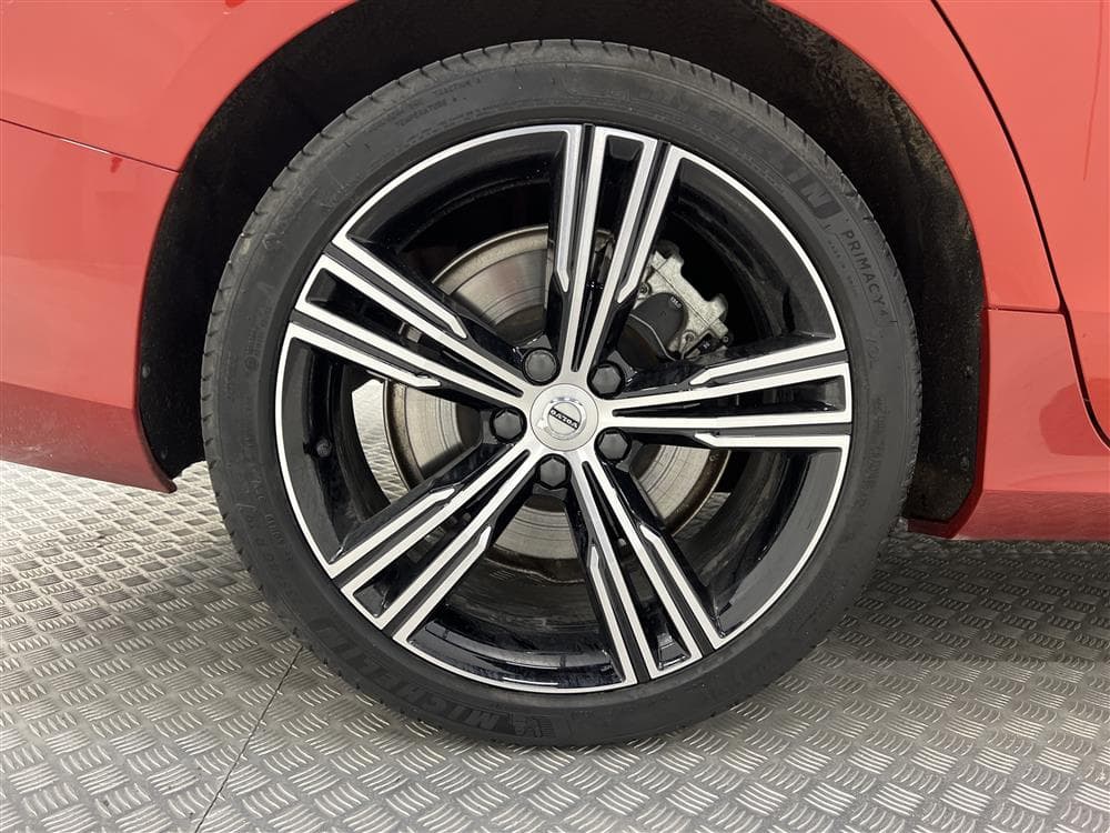 Volvo S60 T8 AWD TwEn 392hk Inscription Backkamera Skinninteriör