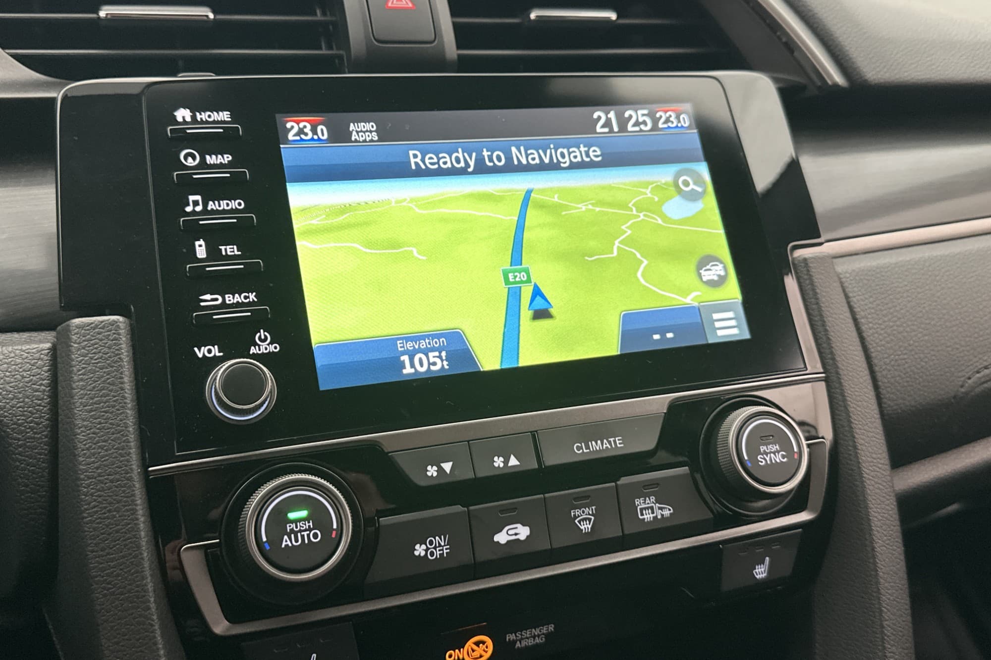 Honda Civic 1.0 126hk Elegance Backkamera Navigation