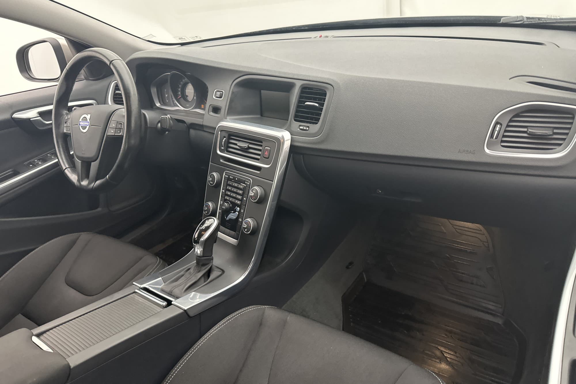 Volvo S60 T3 150hk Värmare 1-Brukare Välservad 0,68L/mil