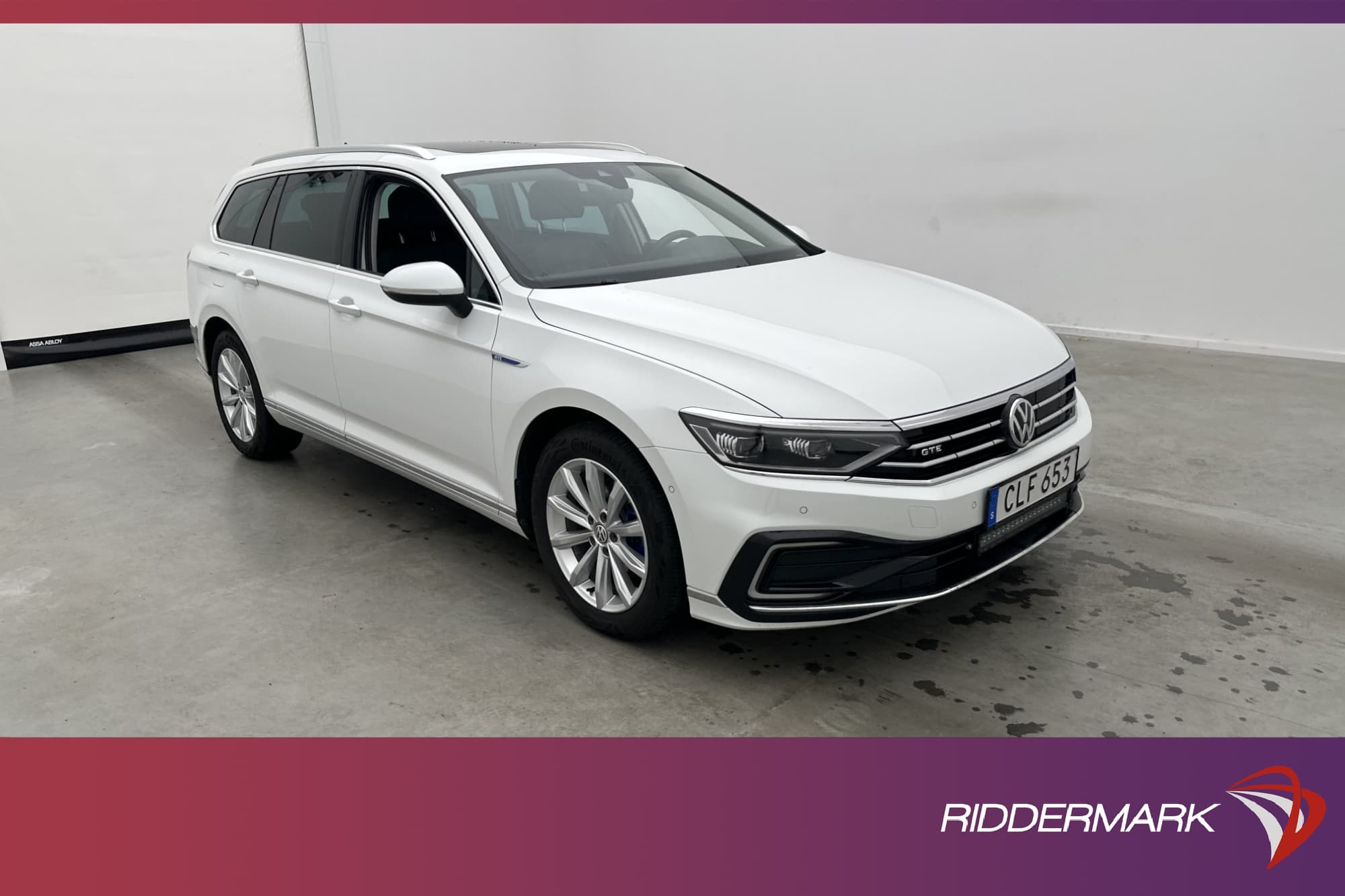 Volkswagen Passat GTE 218hk