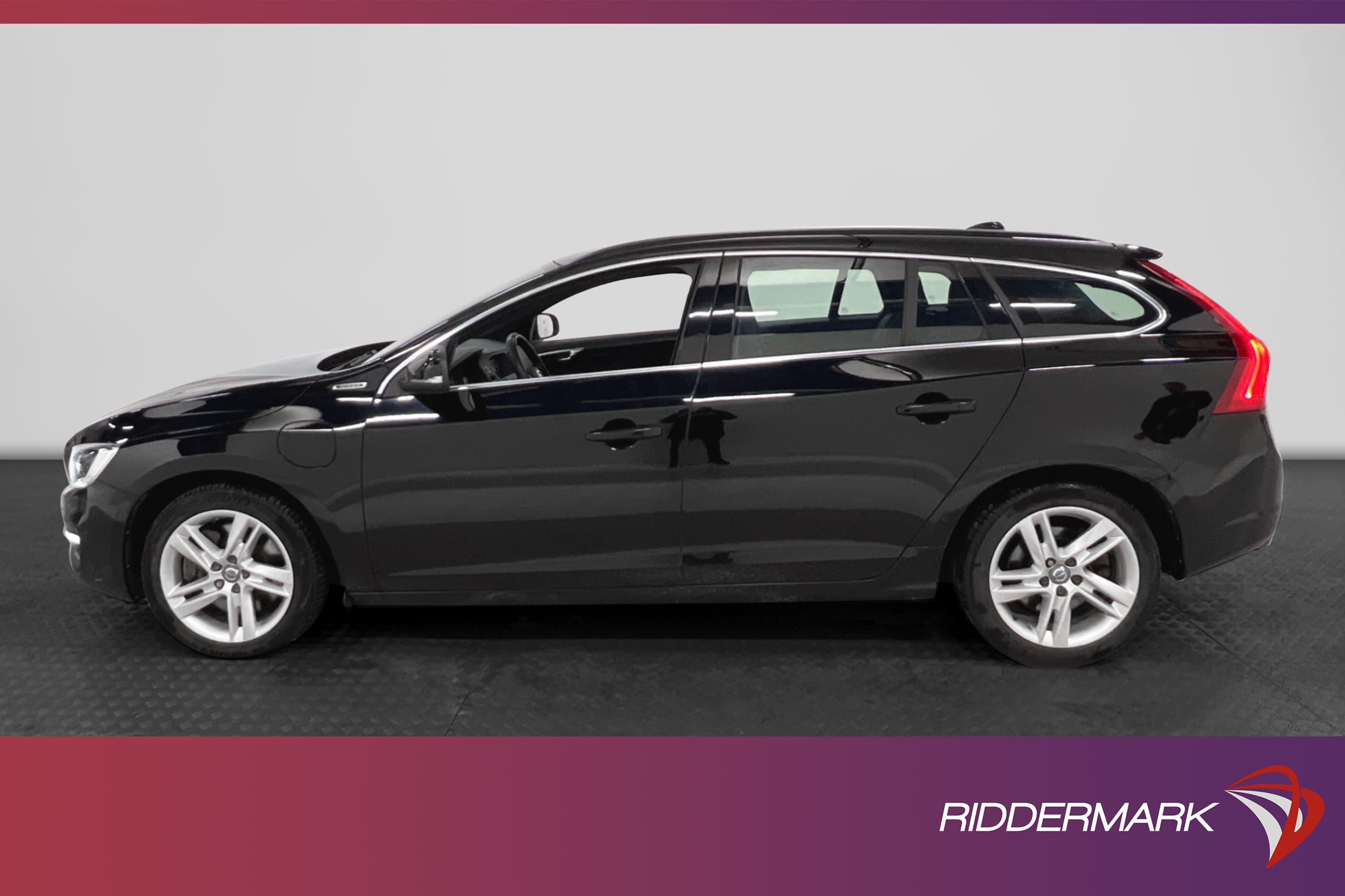 Volvo V60 D5 Plug-in AWD 231hk