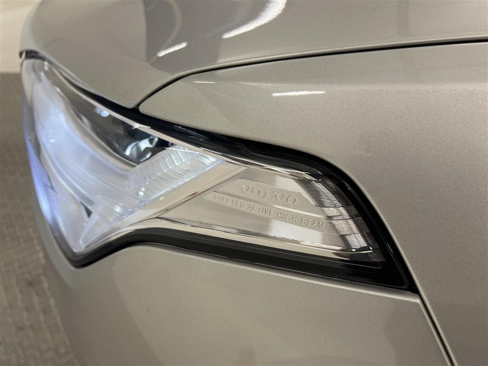 Volvo XC90 D5  AWD Inscription VOC Värmare Kamera Drag Naviinteriör