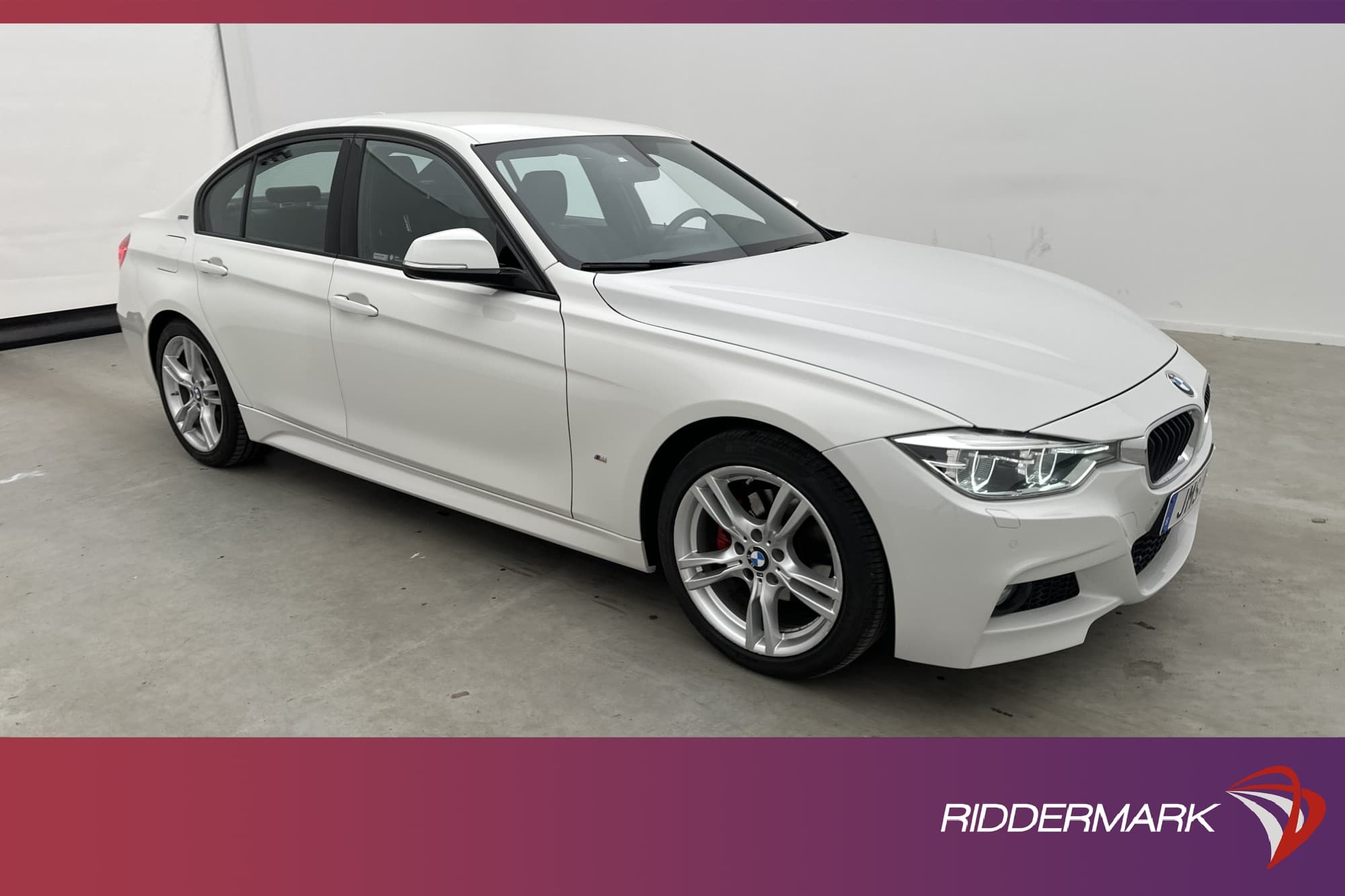 BMW 330 e Sedan