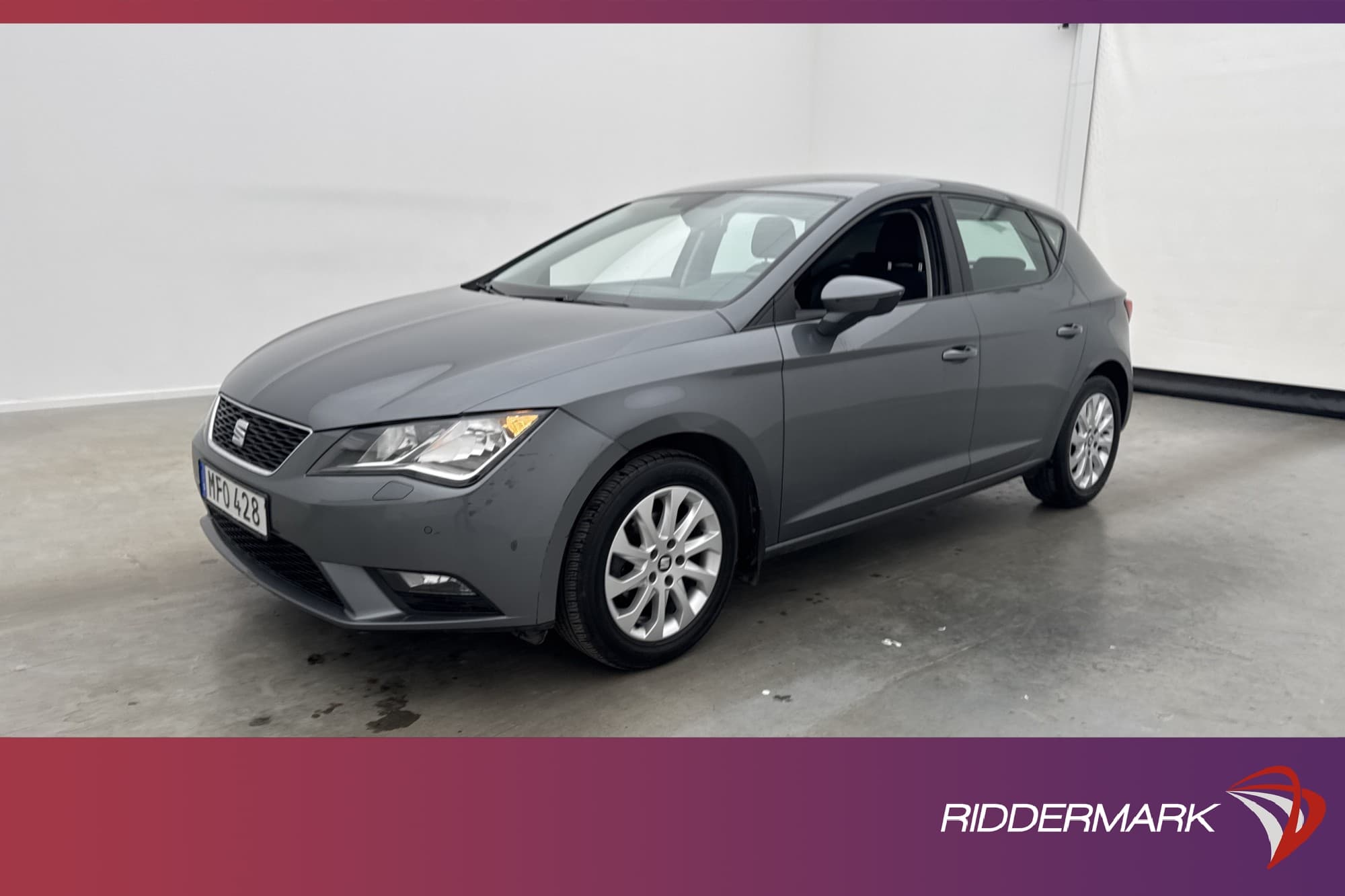 SEAT Leon TSI 110hk CarPlay Sensorer Farthållare 0.49L/Mil