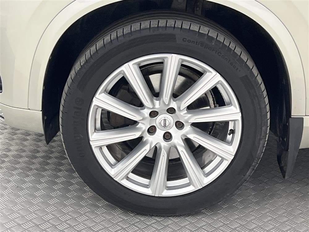 Volvo XC90 D5 AWD 235hk Inscription B&W 7-Sits Värmare Skinninteriör