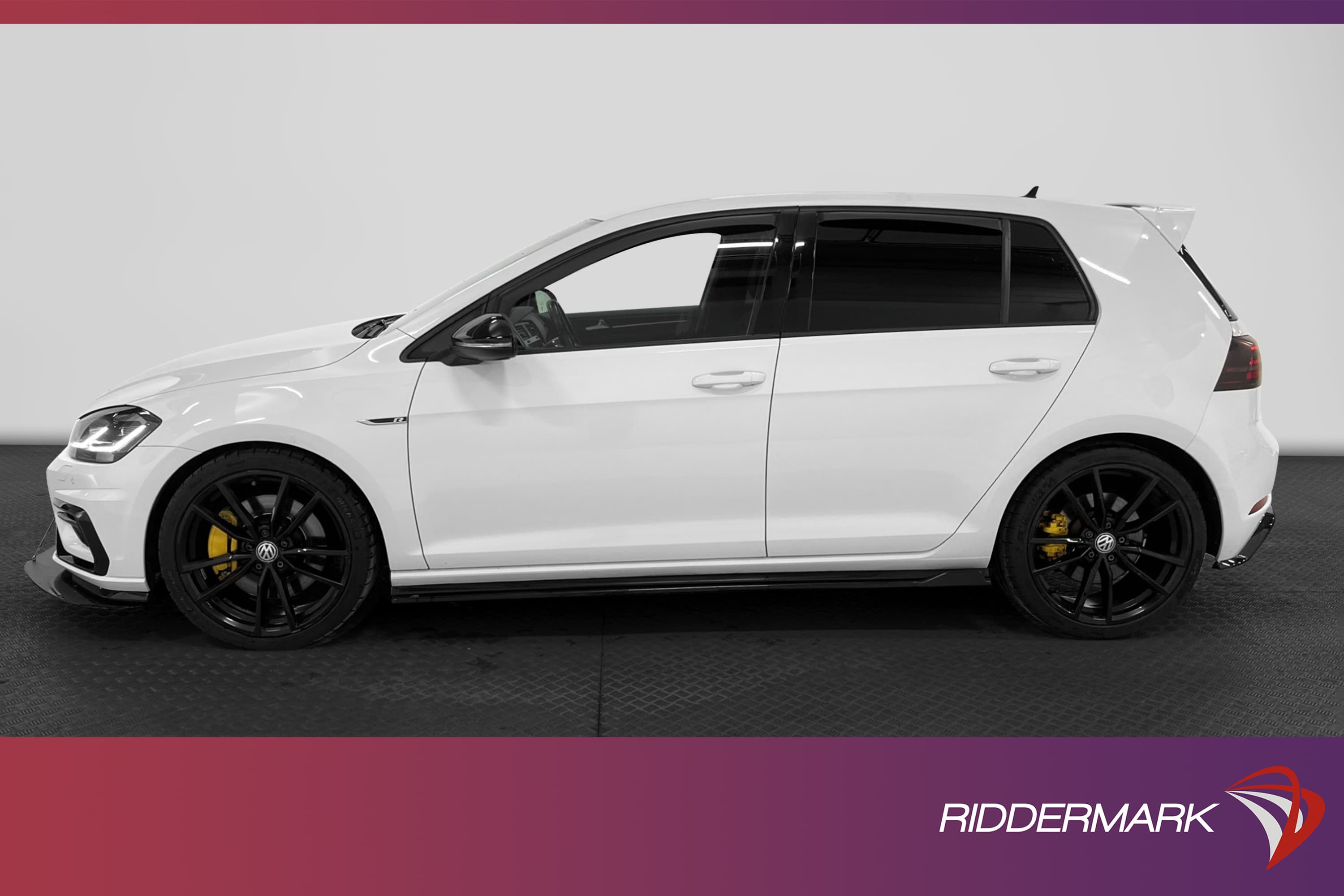 Volkswagen Golf R 4Motion 310hk