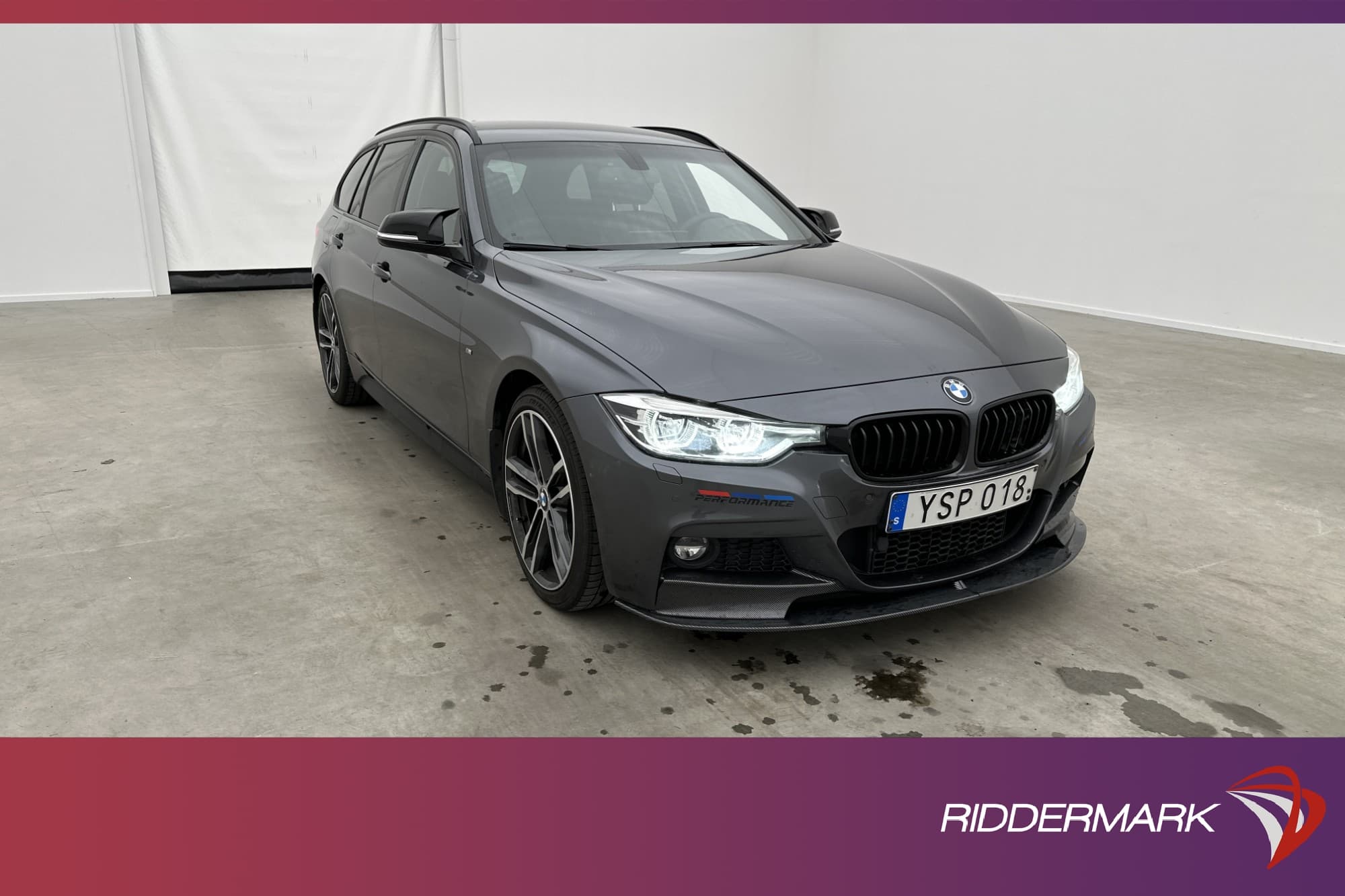 BMW 330i xDrive Touring 252hk
