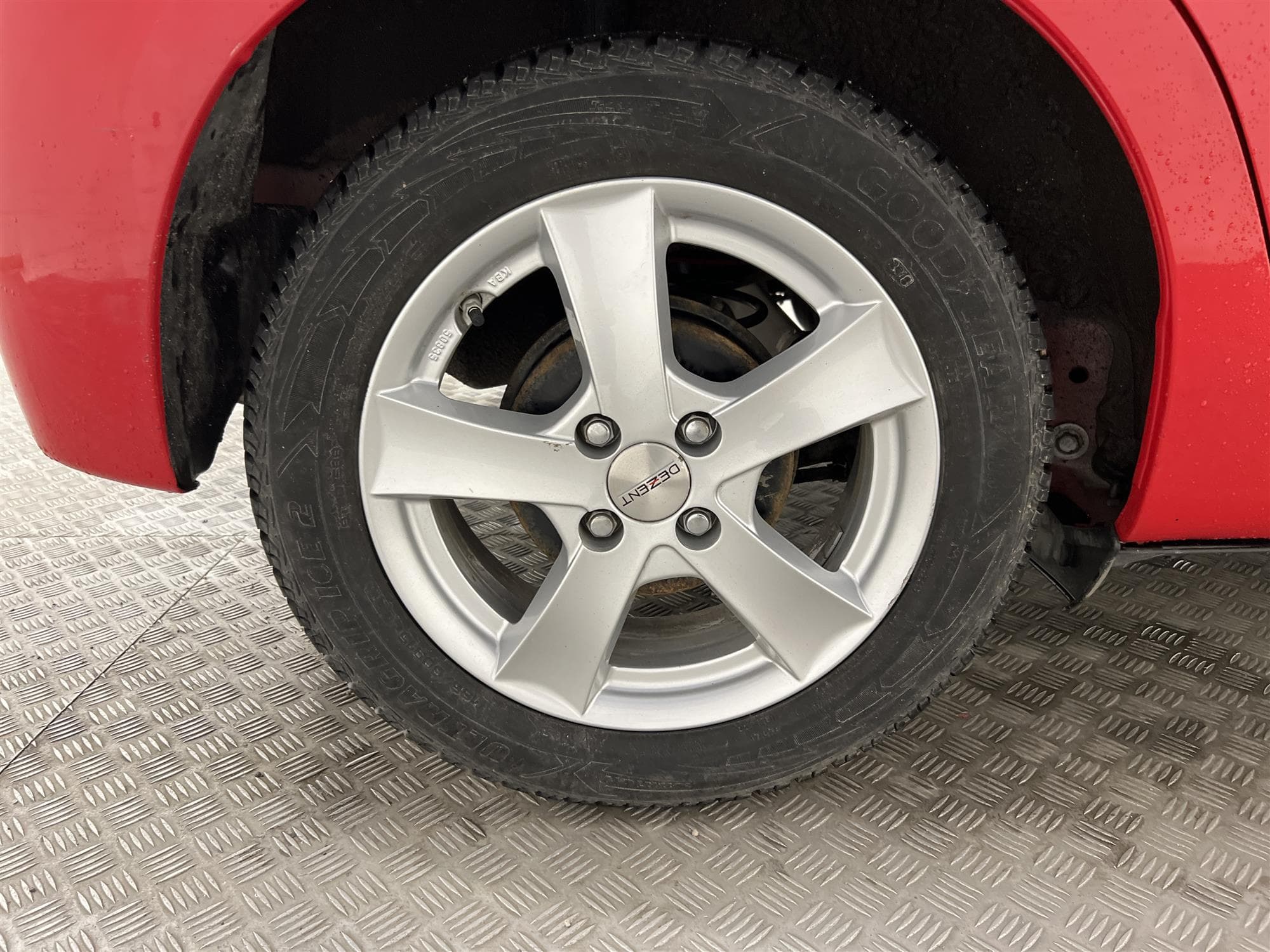 Toyota  Yaris 1.33 Multidrive S 99hk B-Kam 0,49L/mil