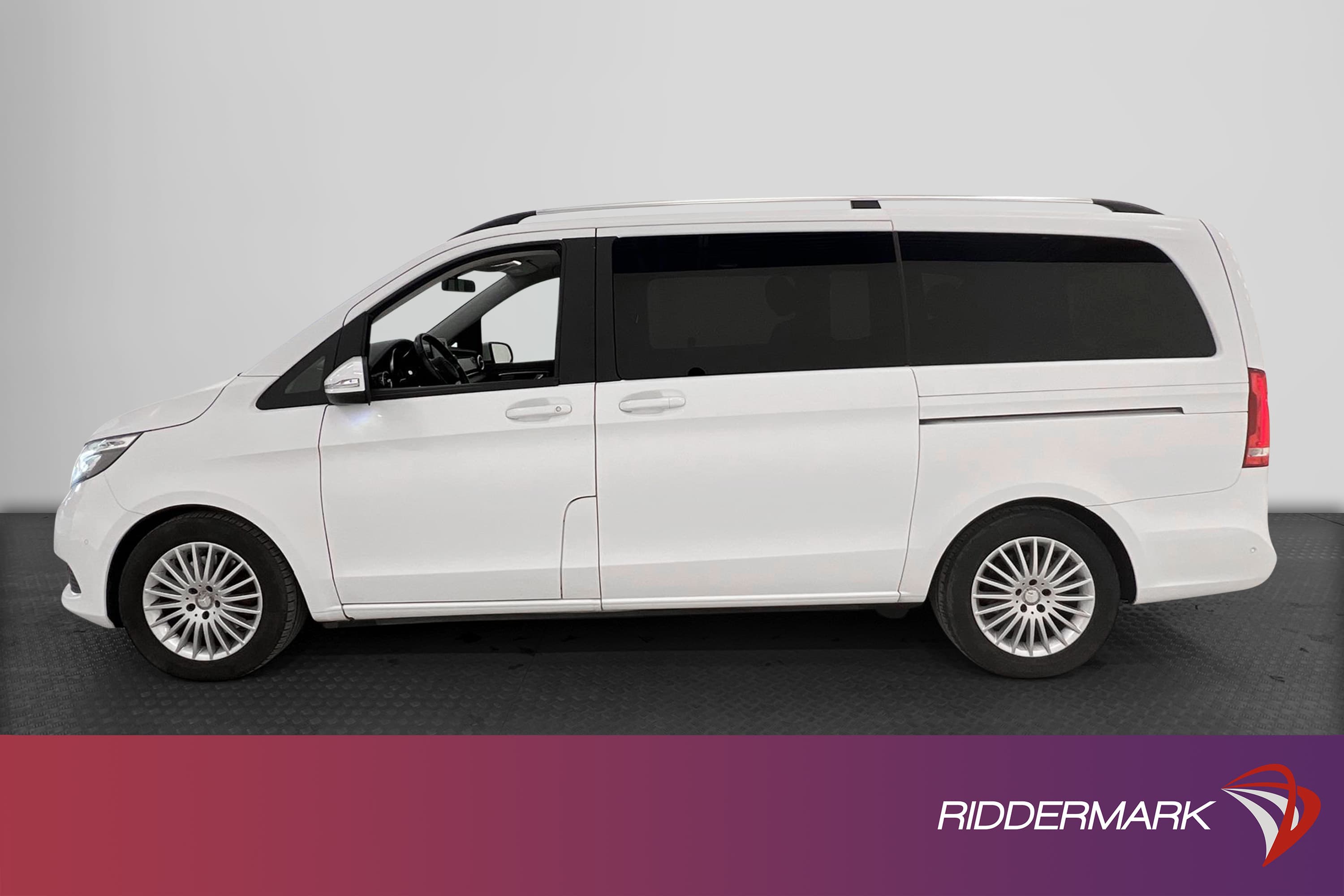 Mercedes-Benz V220 Lång Automat Värmare Dragkrok 7-Sits