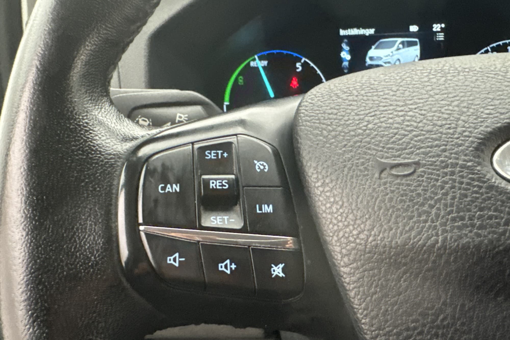 Ford Tourneo Custom Plug-in Hybrid Kamera SYNC-3 8-Sits MOMS