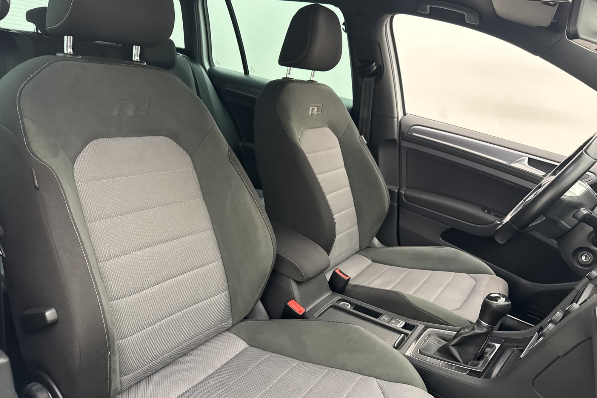 Volkswagen Golf Sportscombi 1.4 TSI 150hk R-Line CarPlay