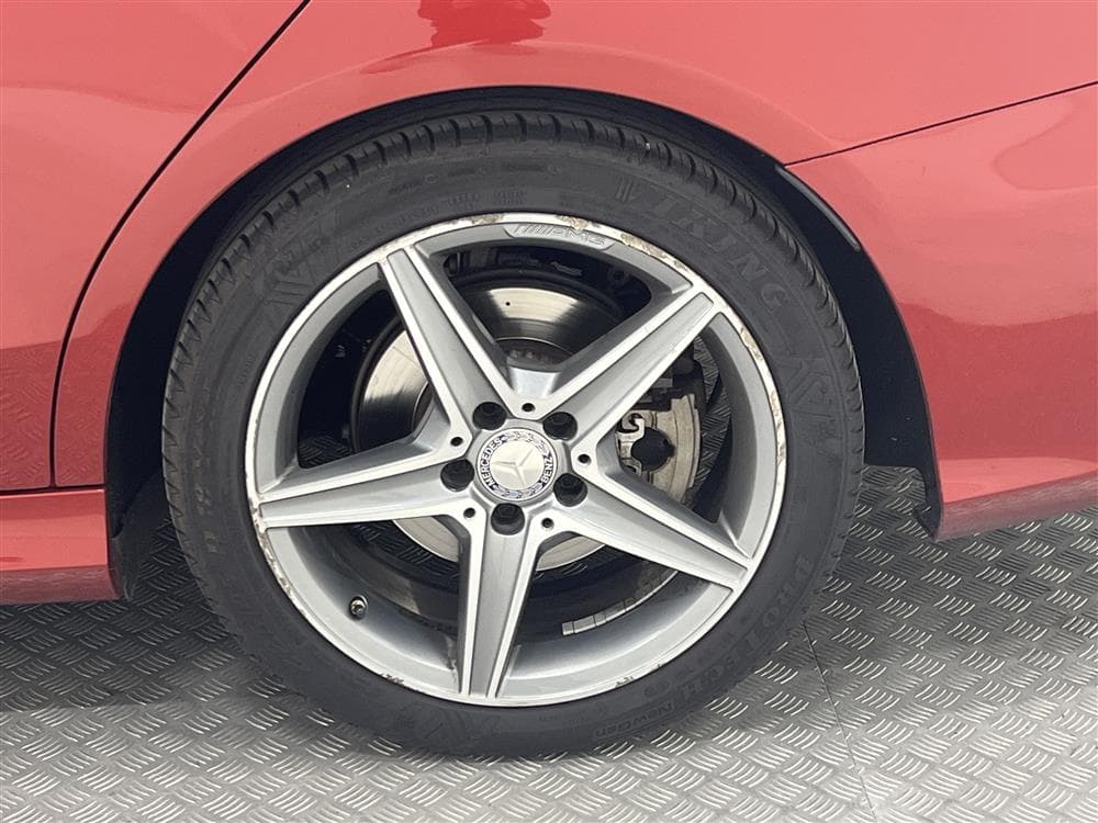 Mercedes-Benz C 250 4M AMG Skinn Navi Drag 0,49L/Mil interiör
