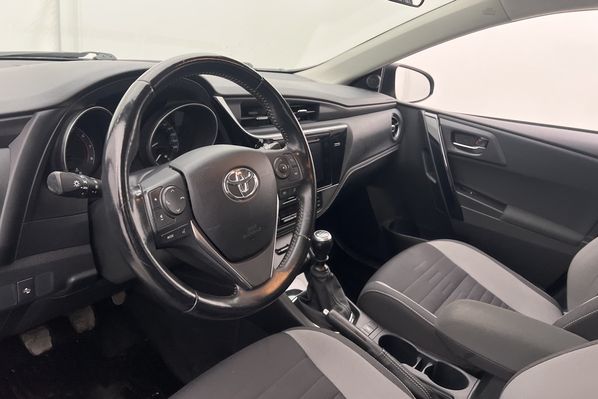 Toyota Auris 1.2 Tubro 116hk Active Kamera Farthållare
