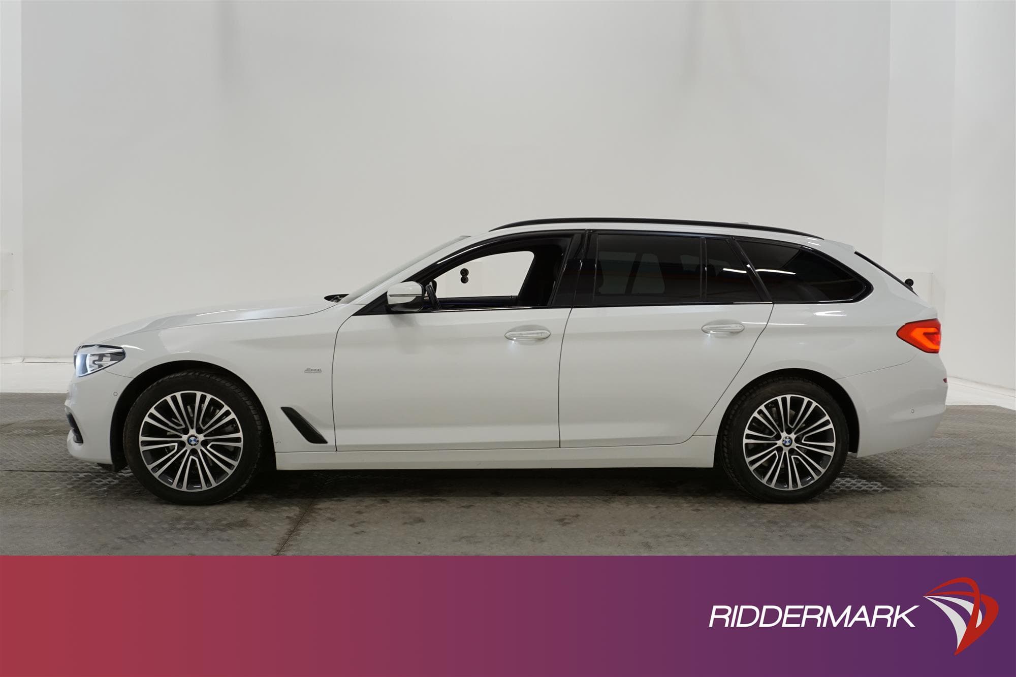 BMW 520d xDrive Touring 190 hk