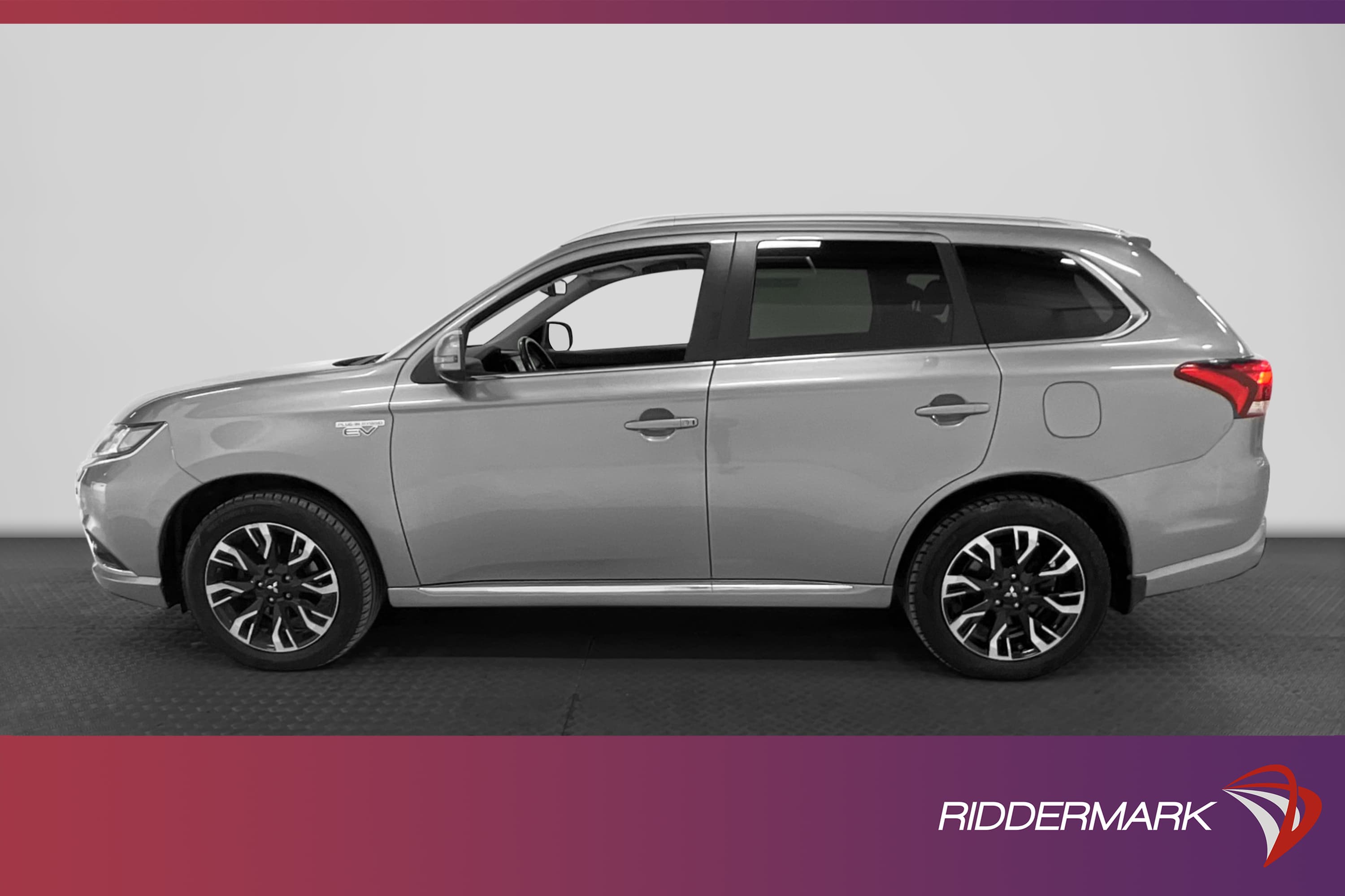 Mitsubishi Outlander 2.0 Plug-in Hybrid 4WD