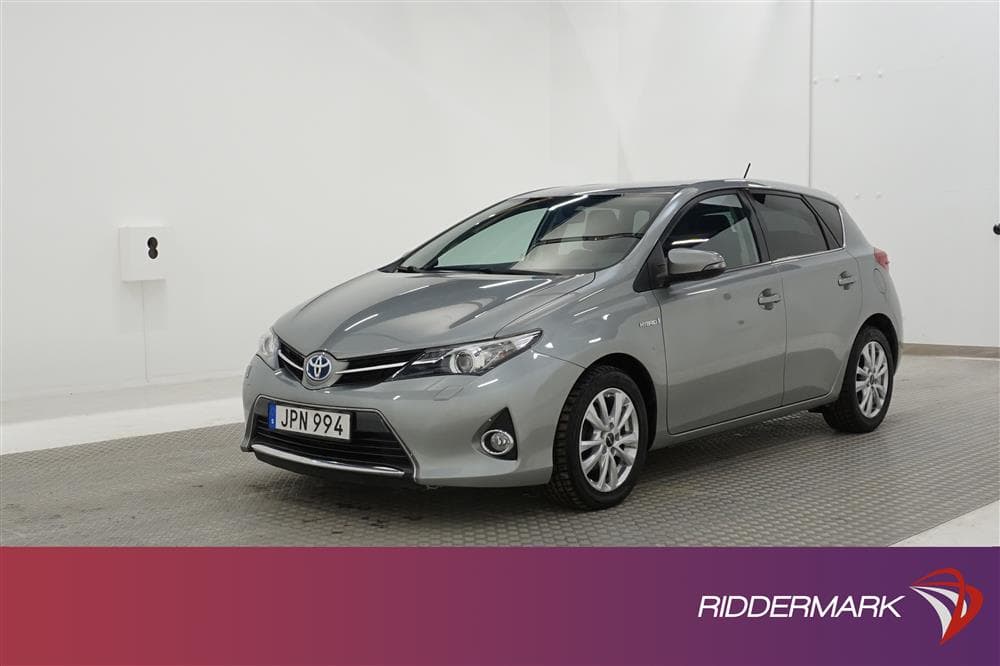 Toyota Auris Hybrid e-CVT 136hk