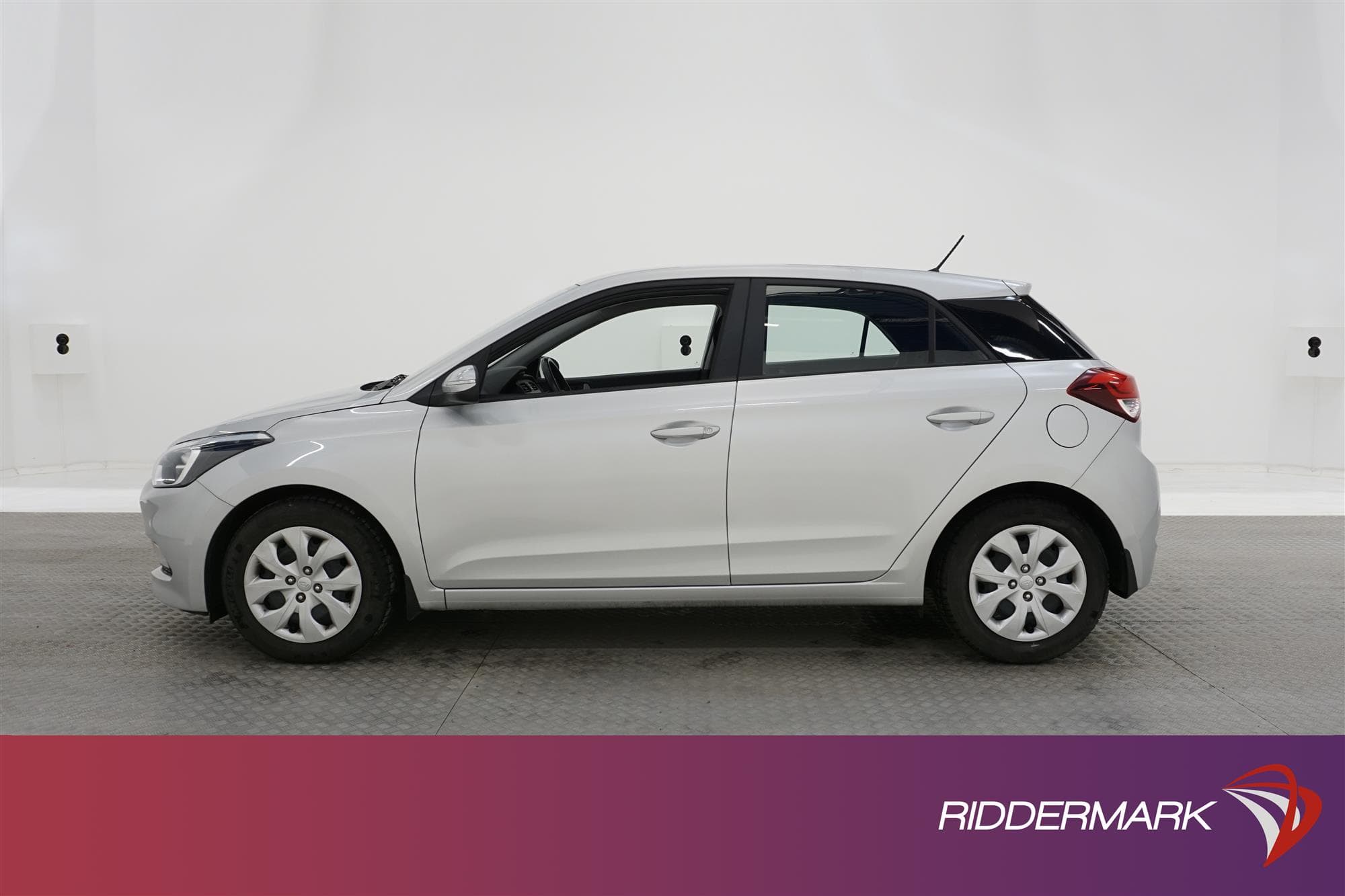 Hyundai i20 1.2 84hk 1 Brukare Rattvärme Låg Skatt 0,48L/mil
