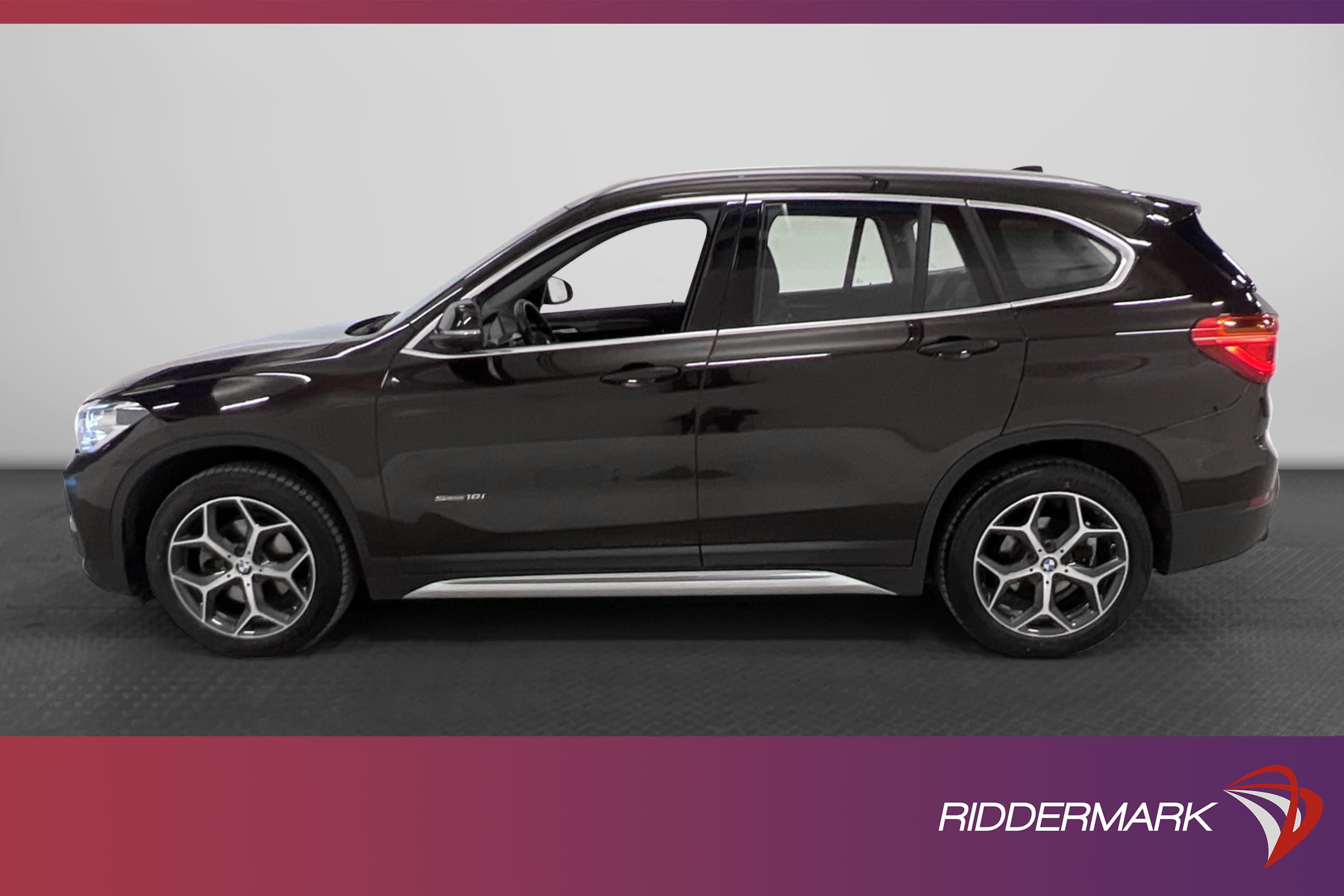 BMW X1 sDrive18i 136hk 1 Brukare Dragkrok  536 kr Skatt