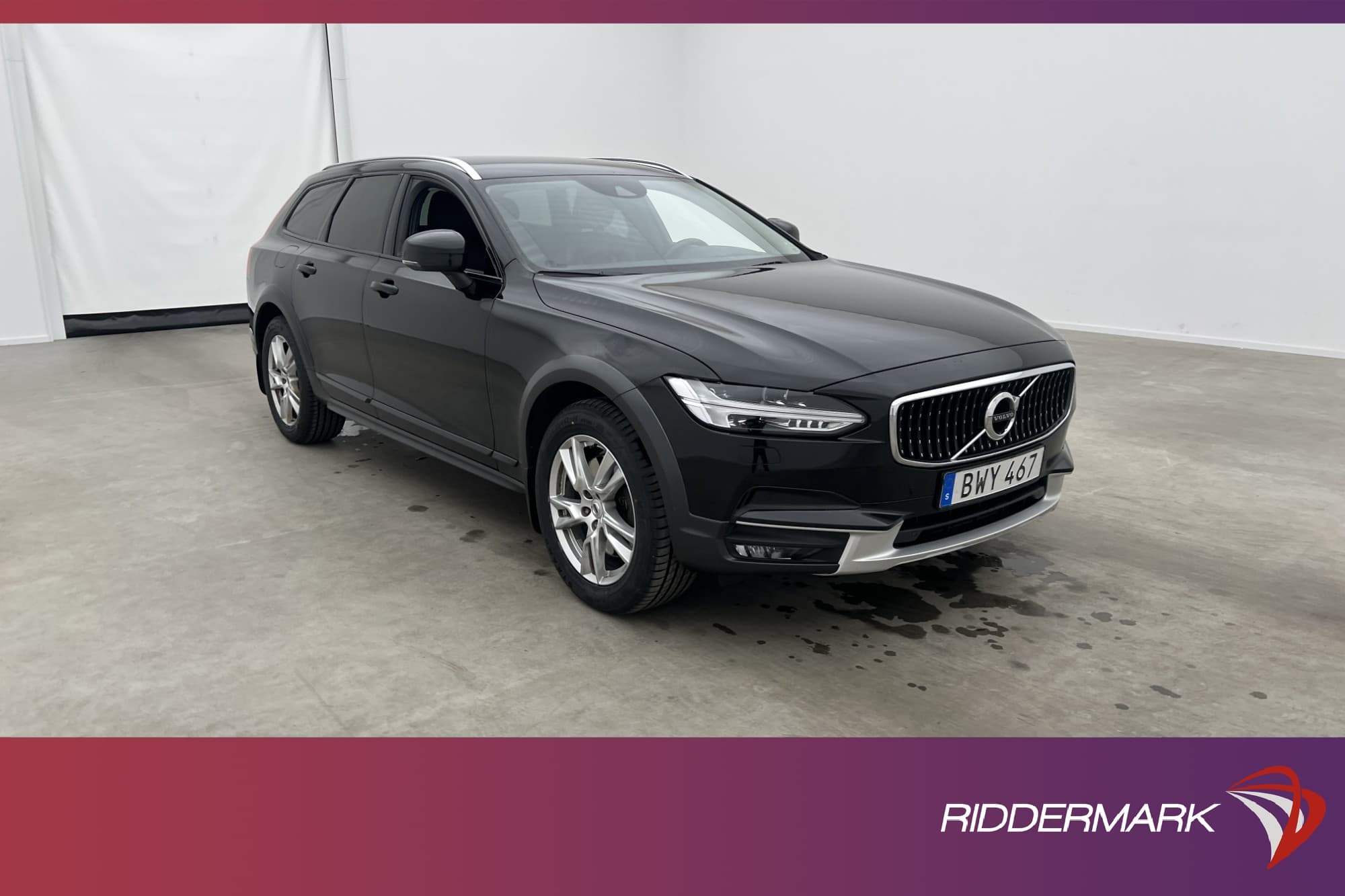 Volvo V90 Cross Country D4 AWD