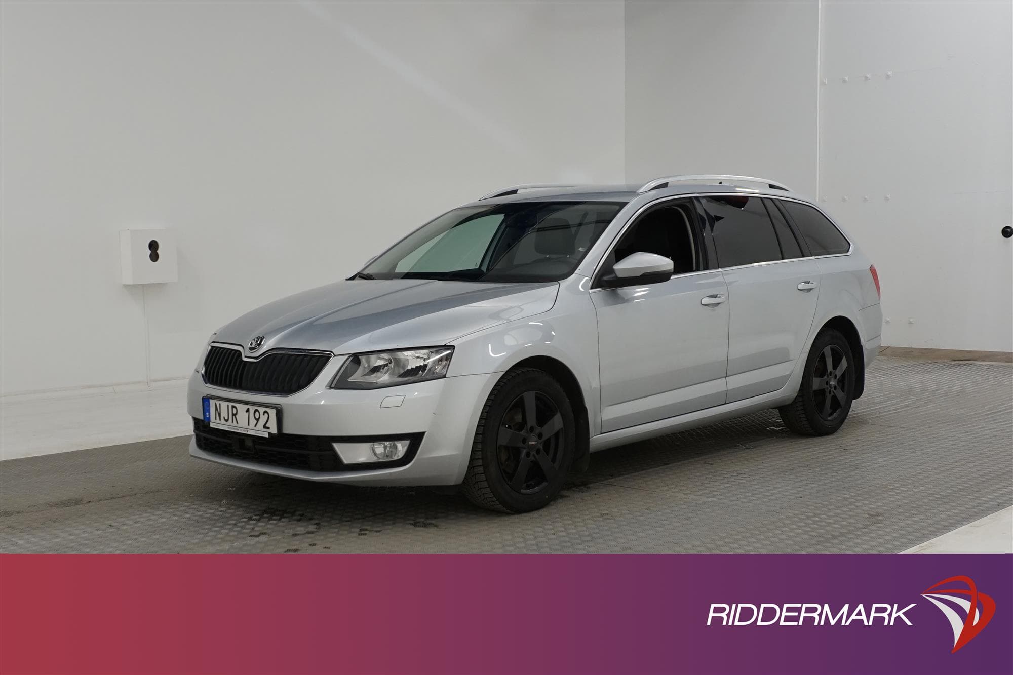 Skoda Octavia 1.6 105hk
