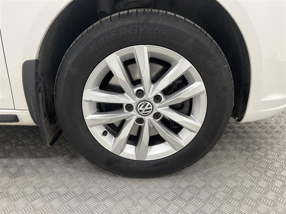 VW Touran 1.4 TGI EcoFuel 150hk 514:- Årsskattinteriör