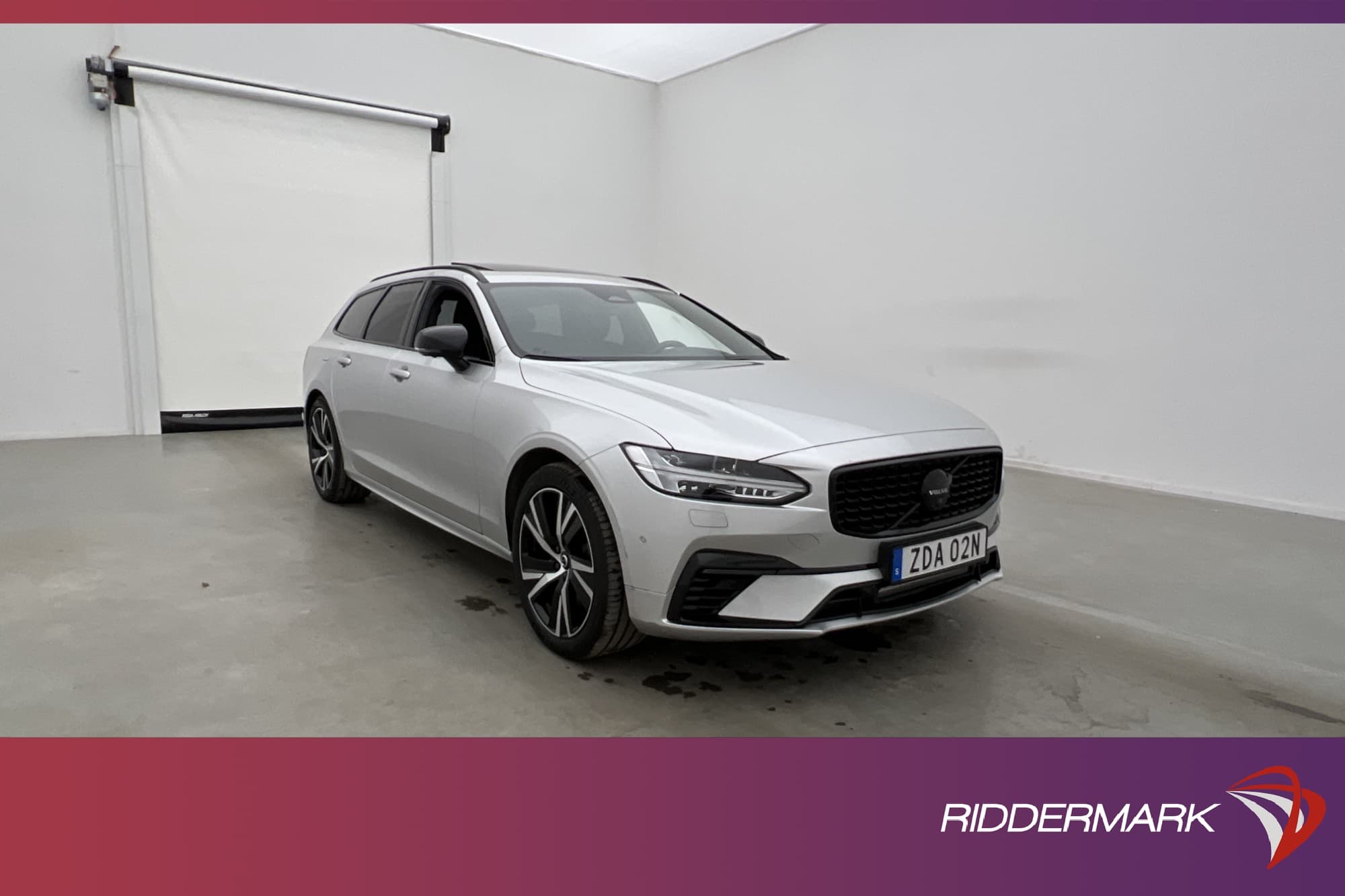 Volvo V90 Recharge T8