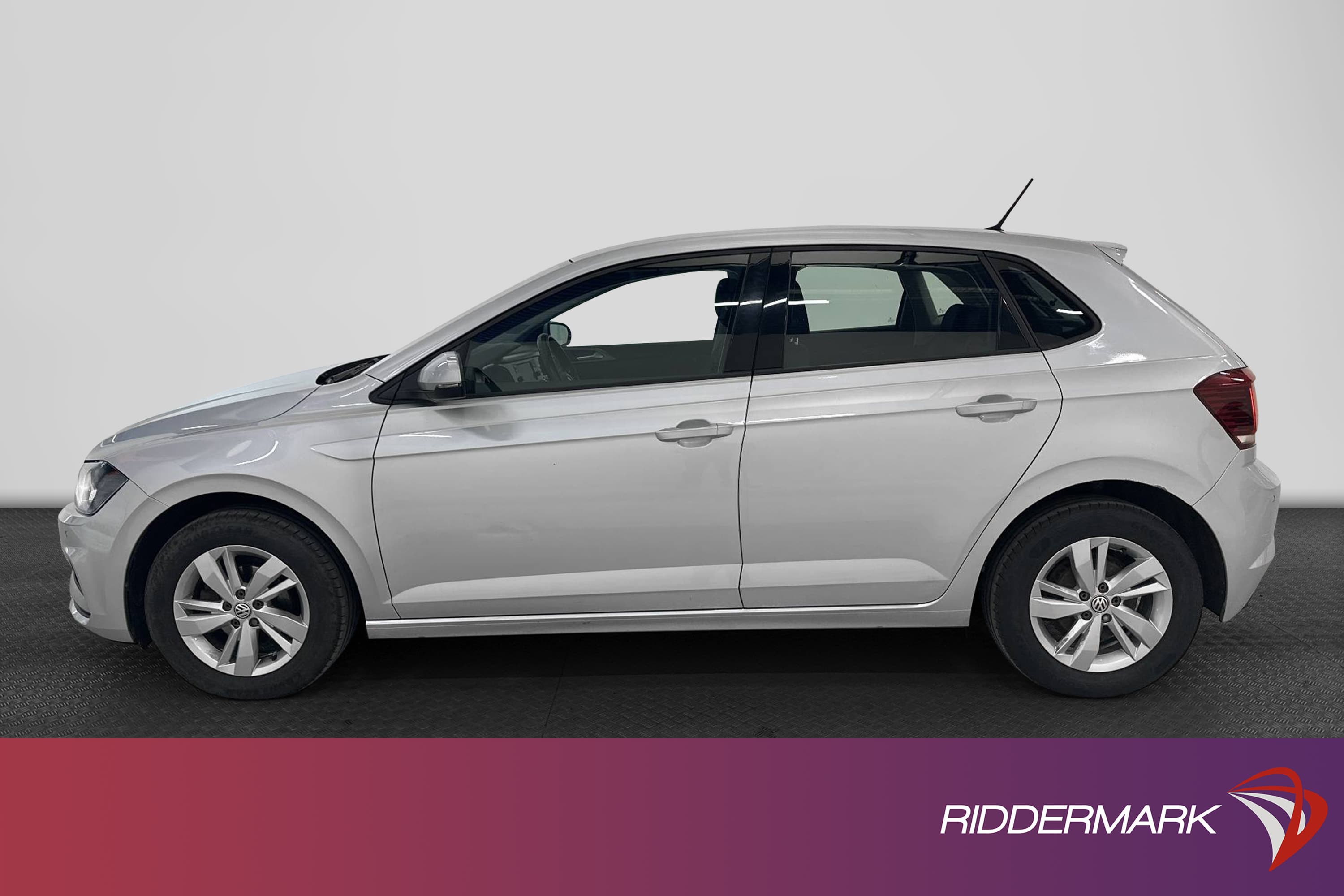 Volkswagen Polo 5-dörrar 1.0 TSI 95hk Comfort PDC Nybesiktad